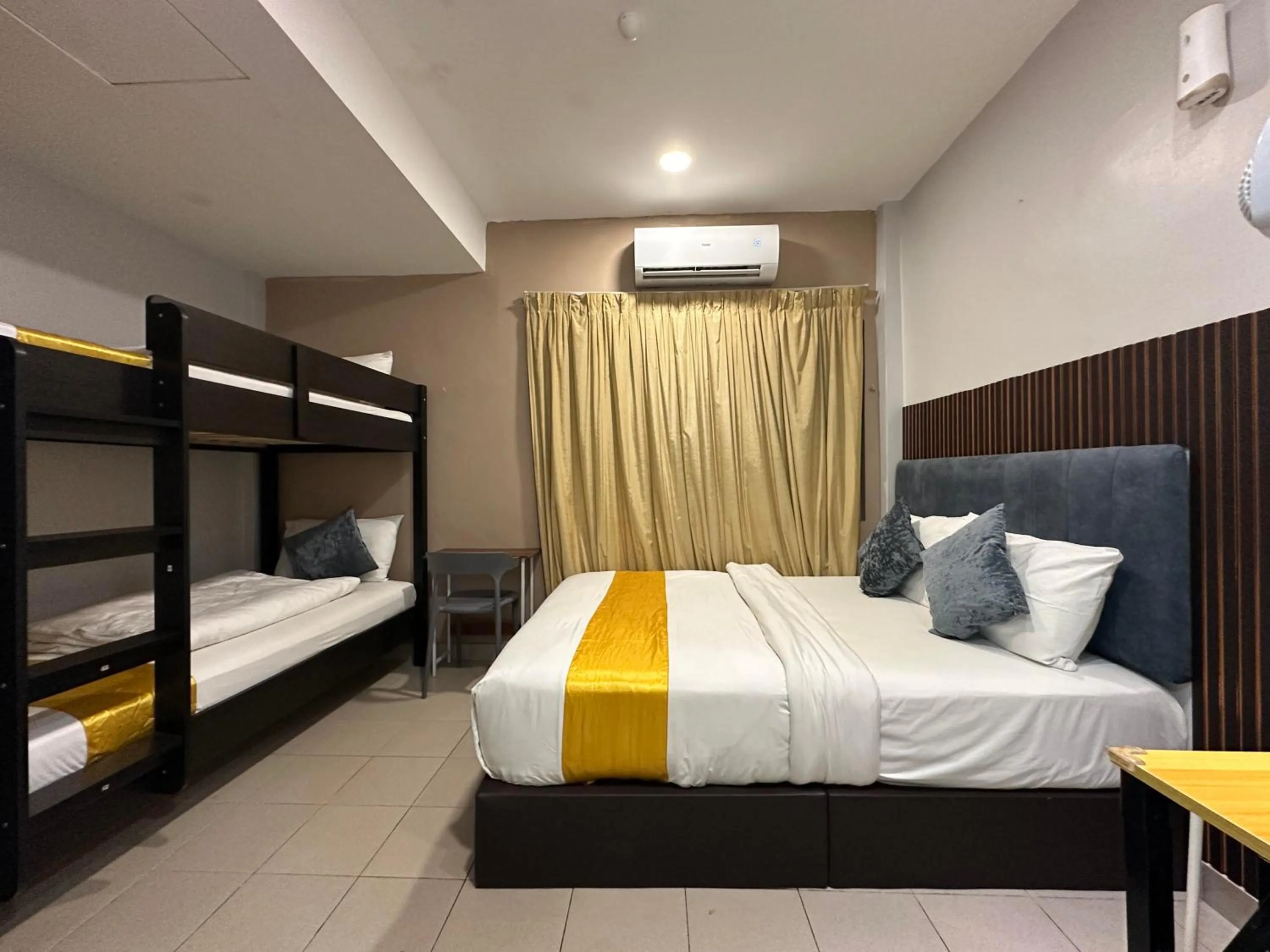 Bed in SS Grey Hotel