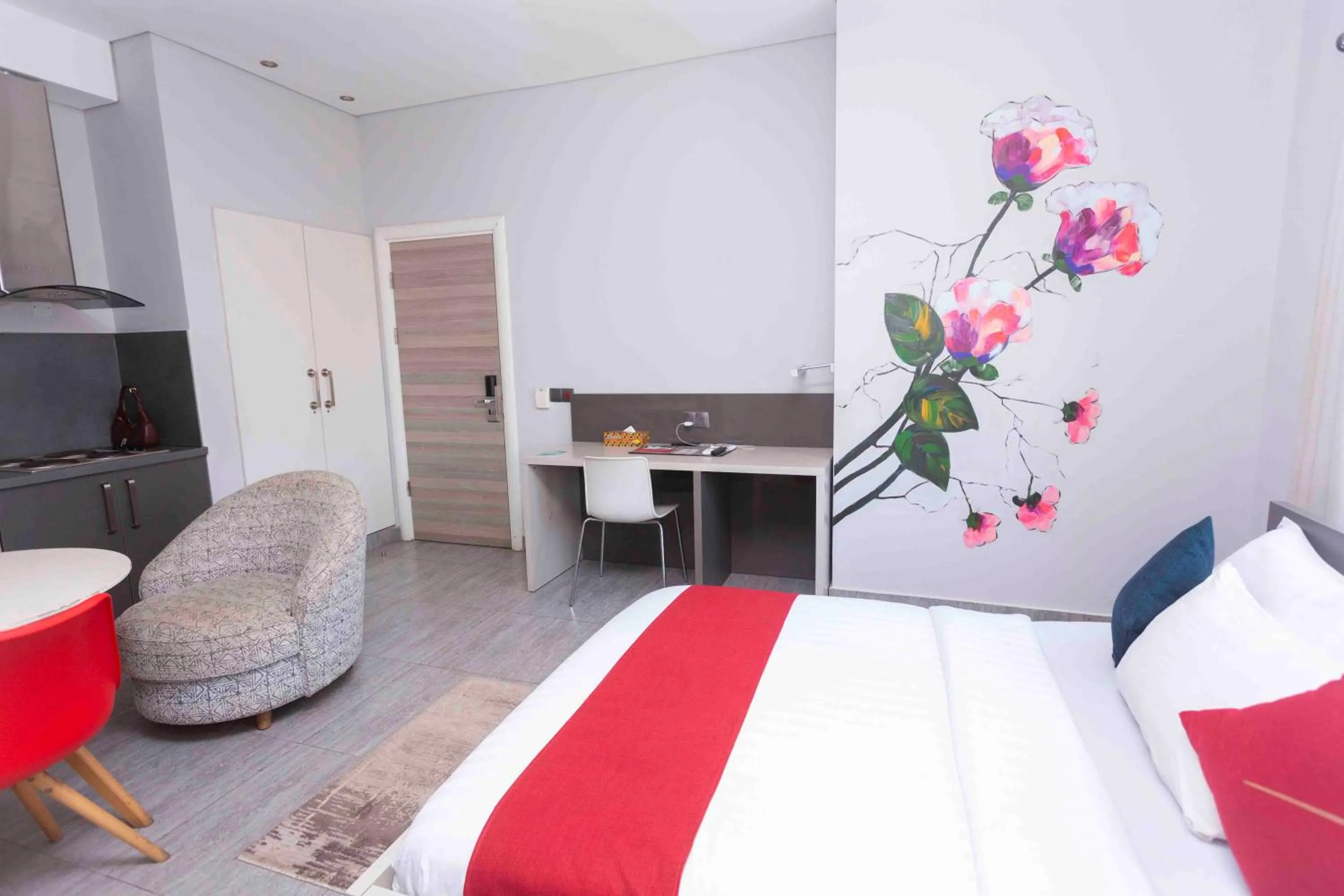 Photo of the whole room, Bed in Urbano Hotel