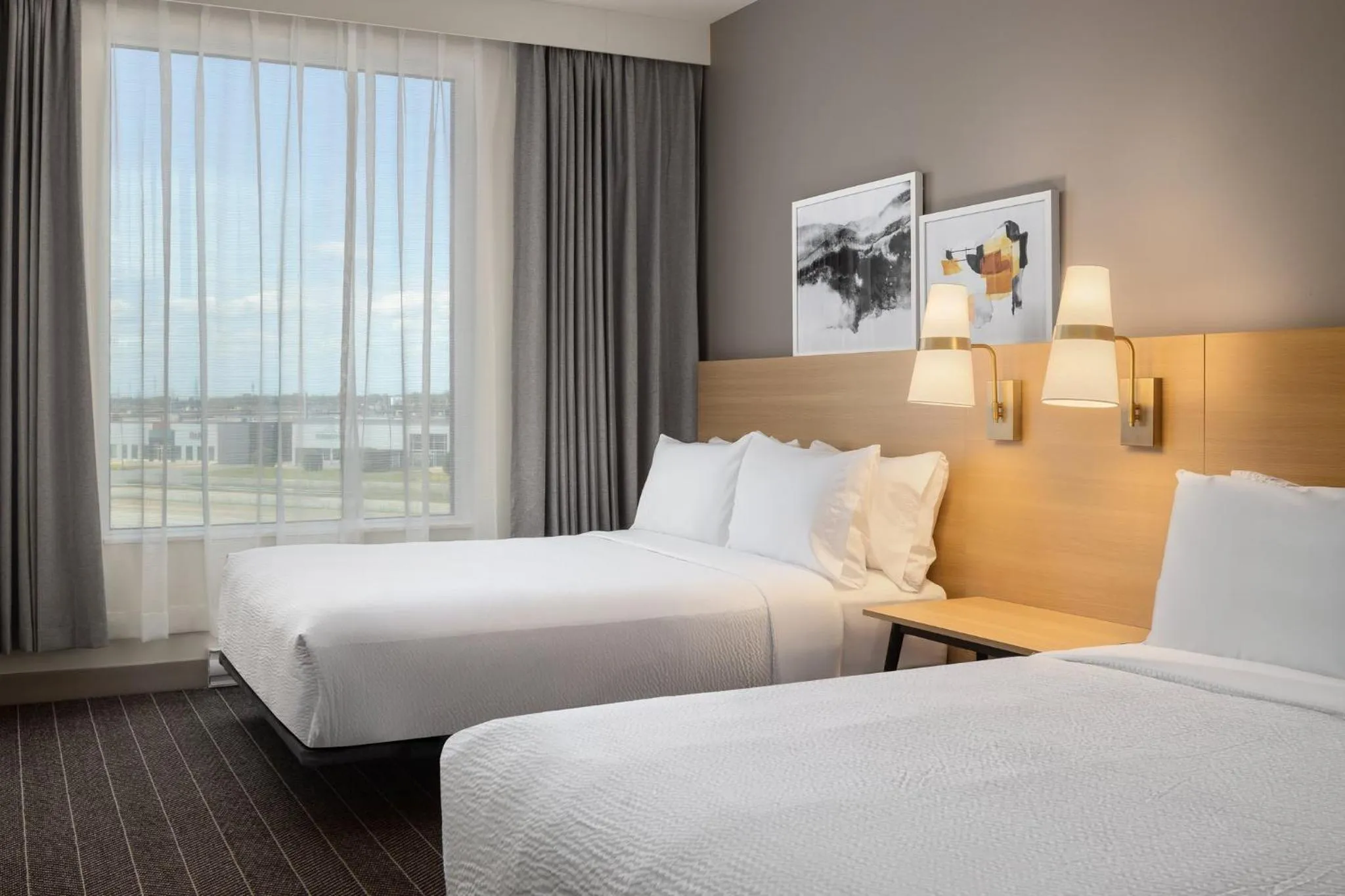 Bedroom, Bed in Staybridge Suites Montreal Airport - St-Laurent by IHG