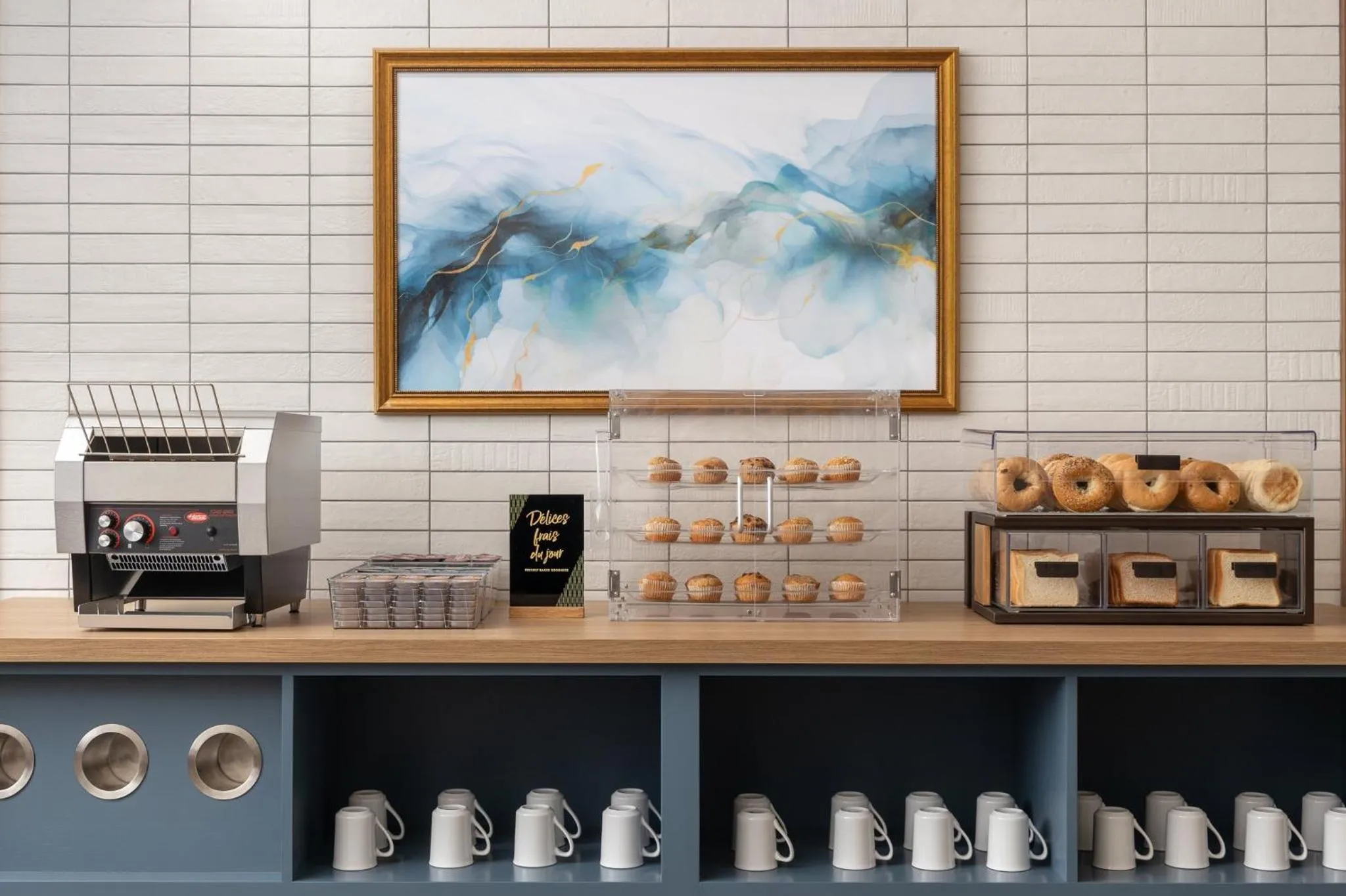 Restaurant/places to eat in Staybridge Suites Montreal Airport - St-Laurent by IHG