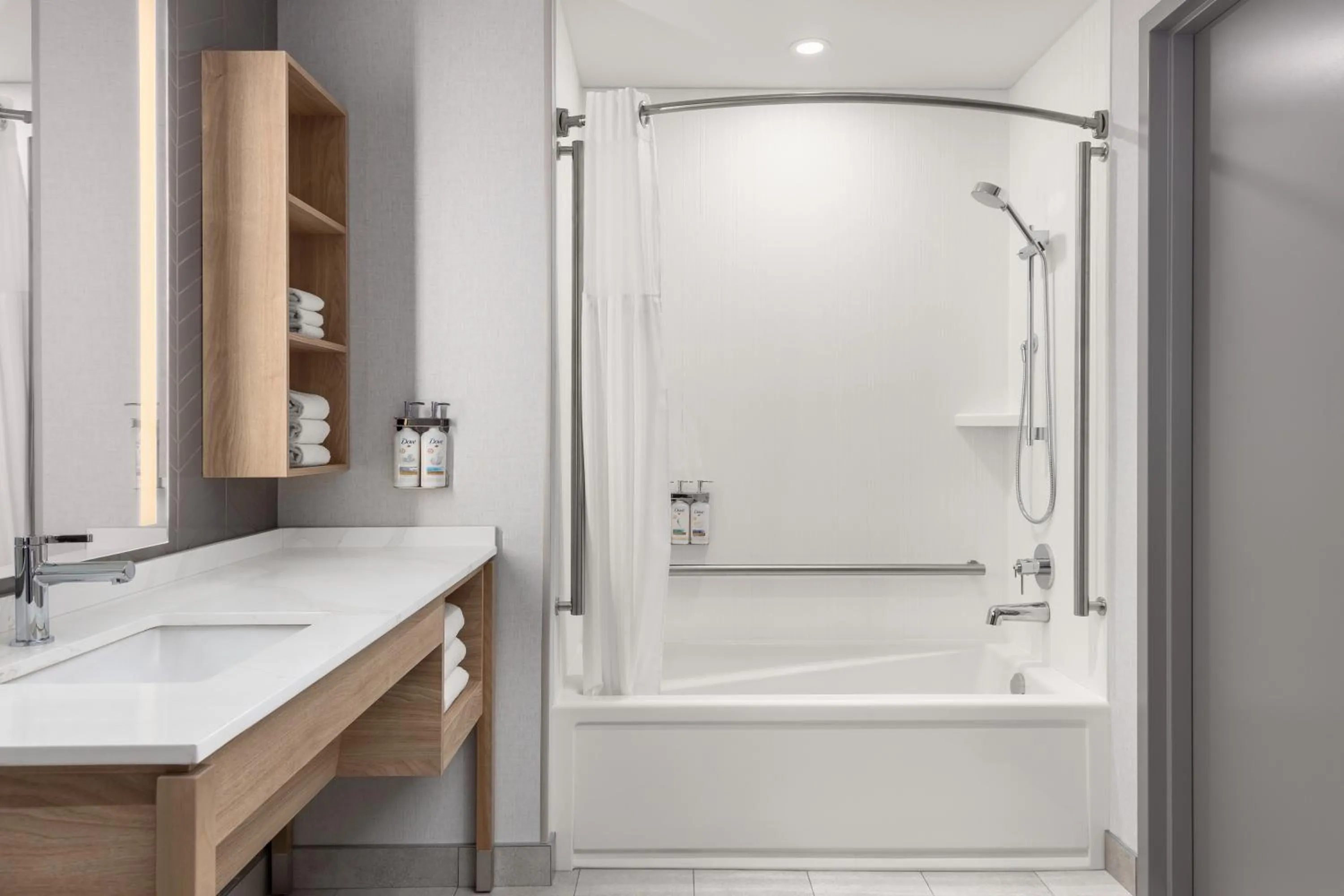 Shower in Staybridge Suites Montreal Airport - St-Laurent by IHG