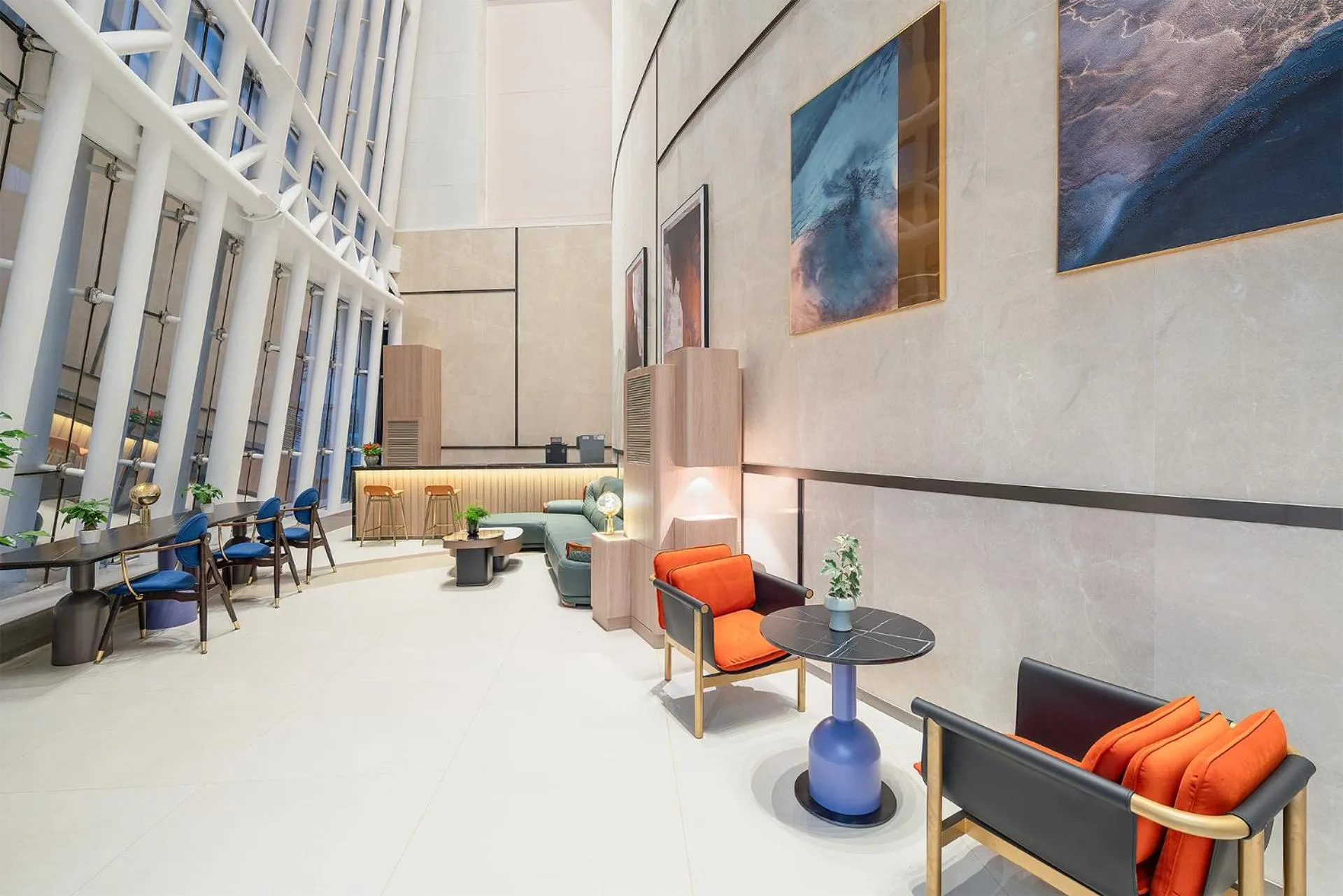 Lobby or reception in Holiday Inn Express Yangzhou Grand Canal Theatre