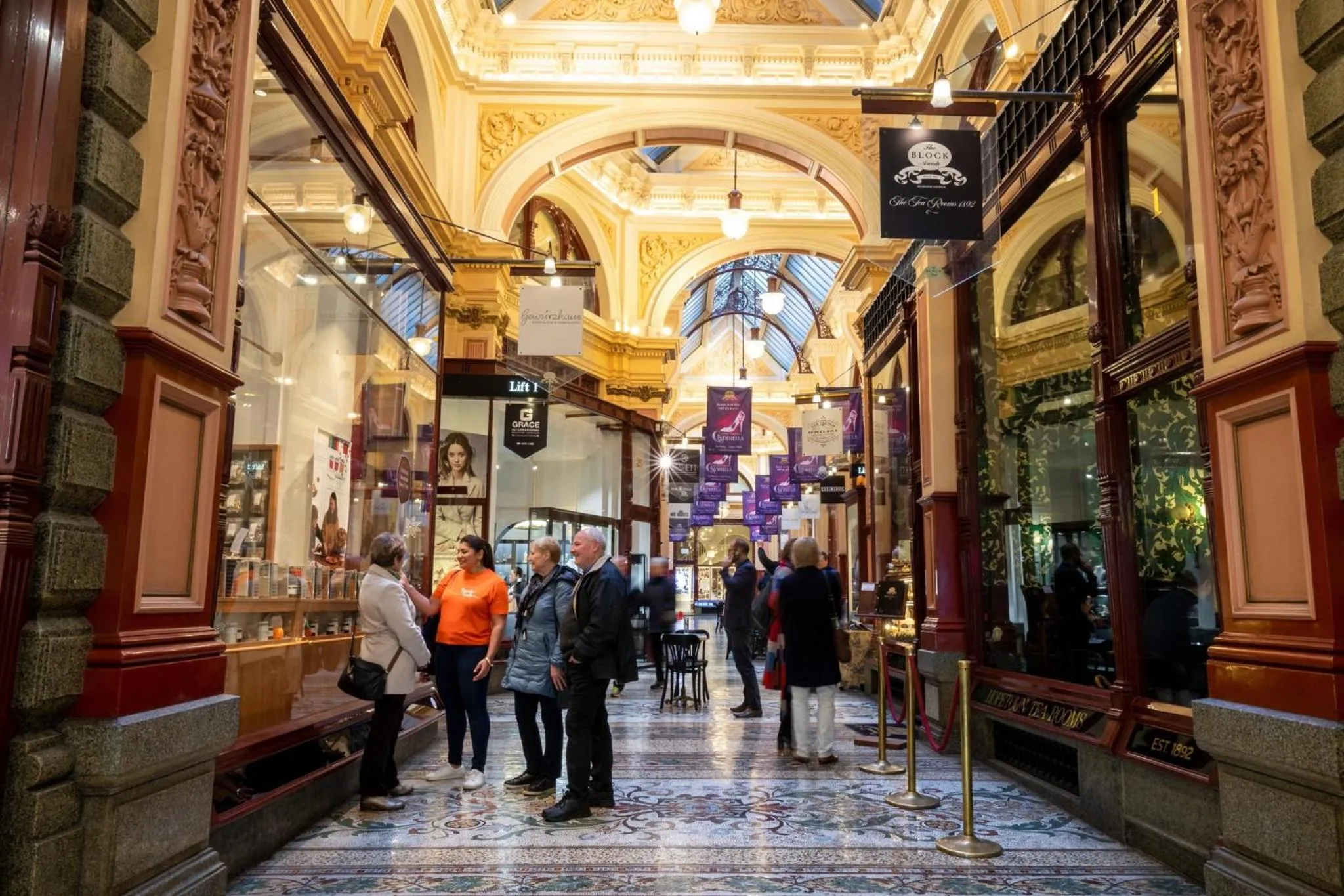 Area and facilities in Hotel Indigo Melbourne Little Collins