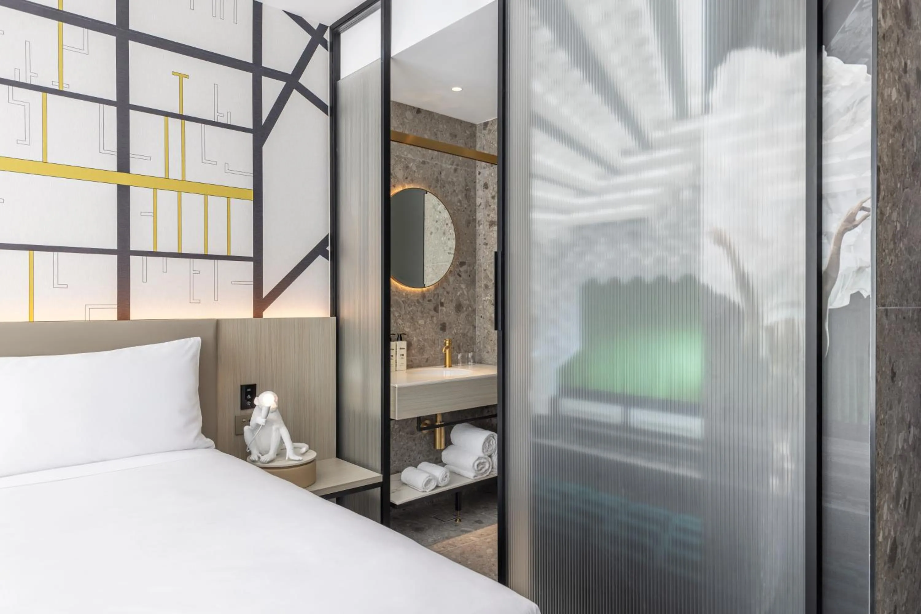 Bathroom, Bed in Hotel Indigo Melbourne Little Collins