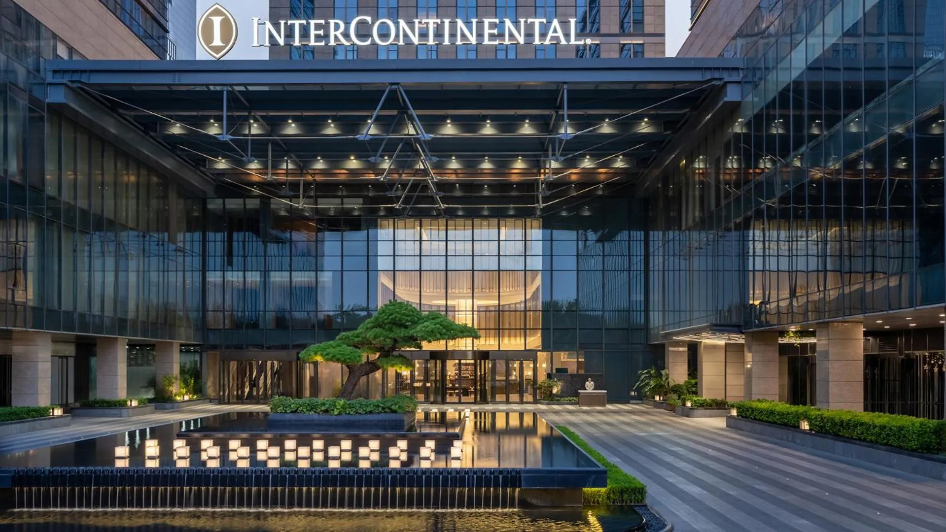 Property building in InterContinental Hotels Zhengzhou Zhengdong