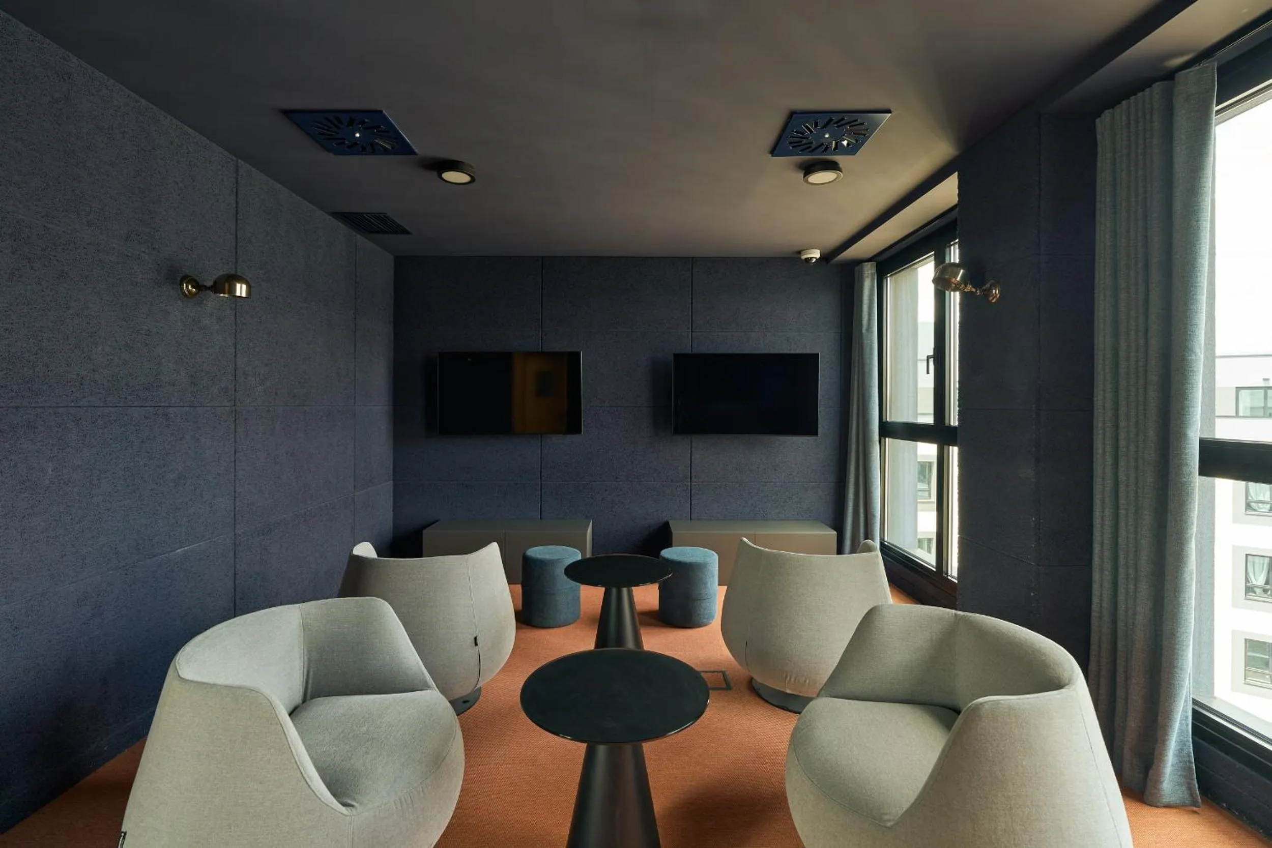 Communal lounge/ TV room in Node Madrid Carabanchel