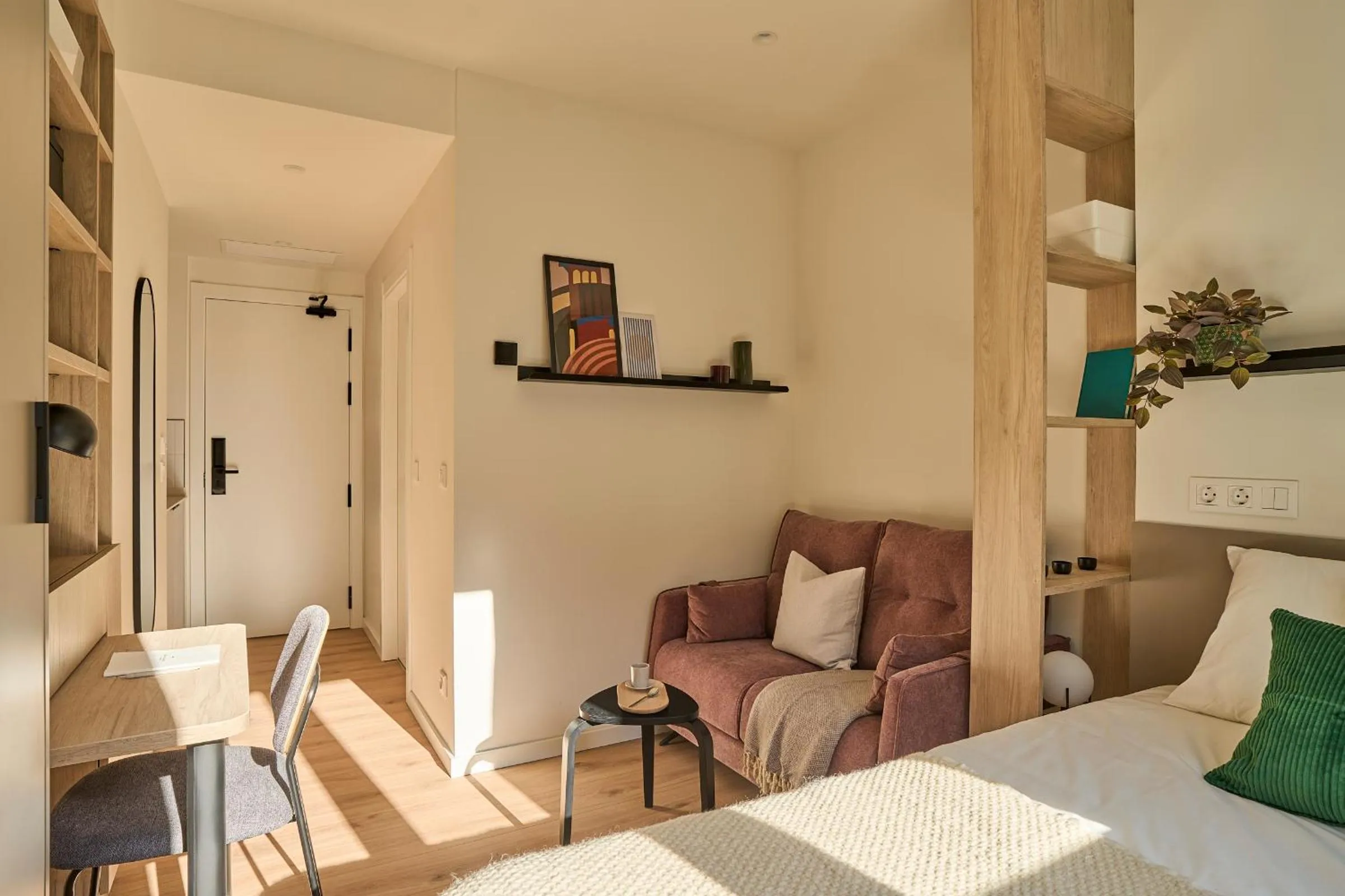 Living room, Bed in Node Madrid Carabanchel