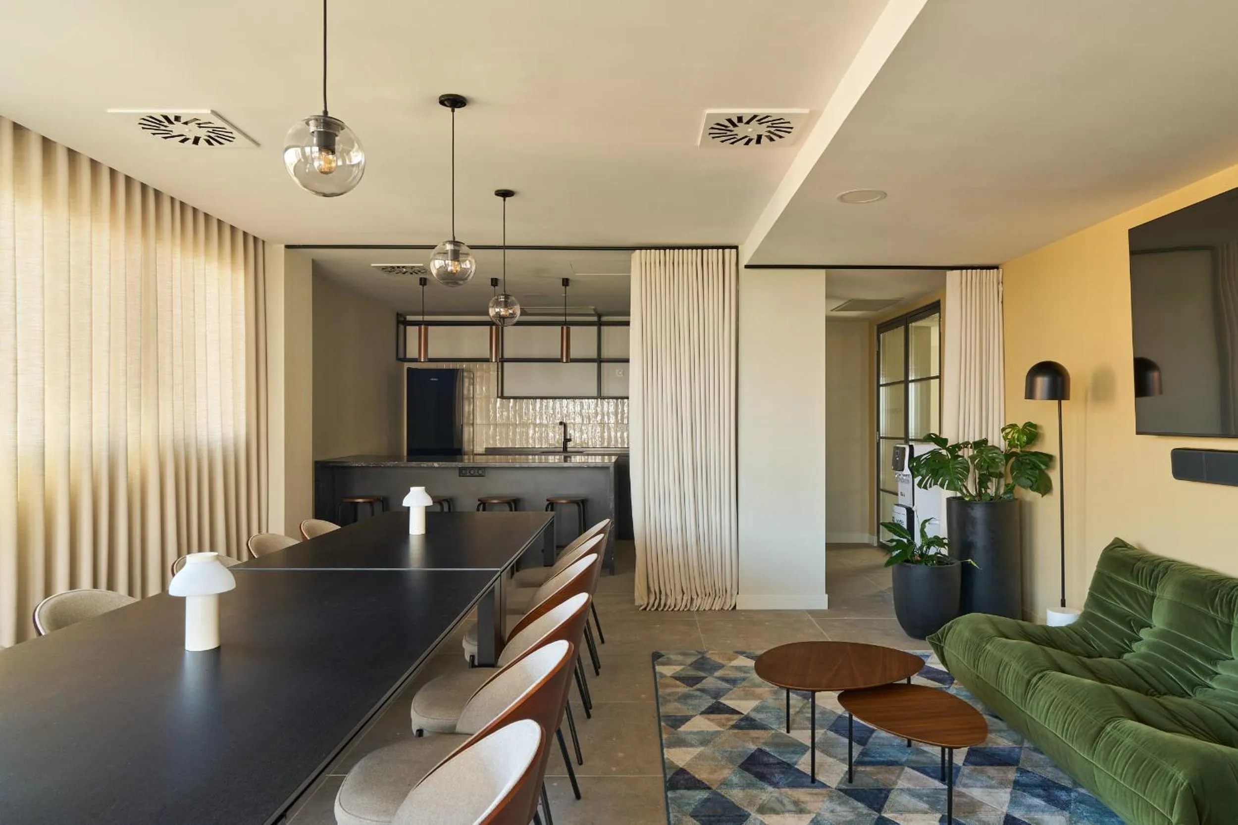 Communal lounge/ TV room in Node Madrid Carabanchel