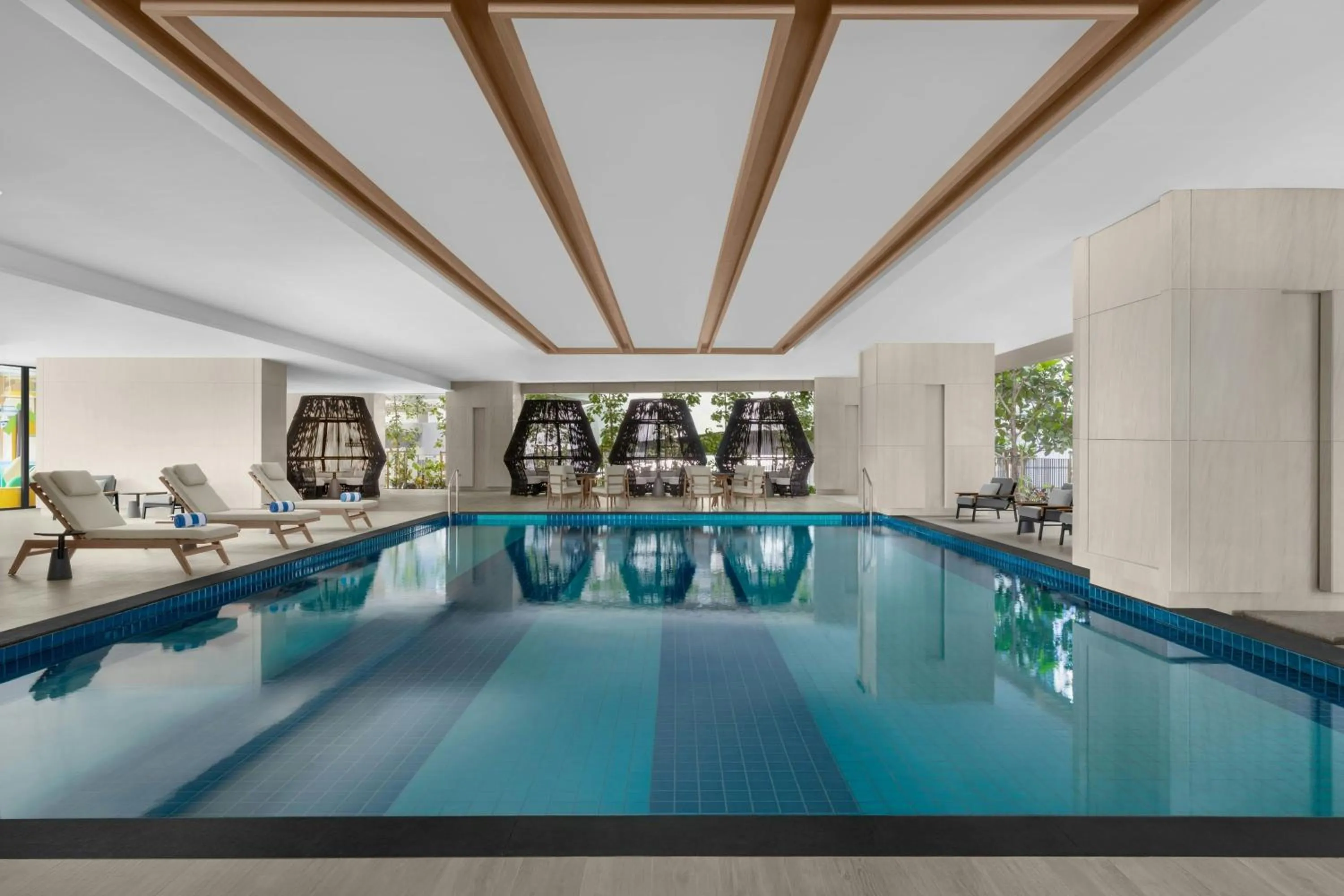 Swimming pool in Marriott Executive Apartments Kuala Lumpur
