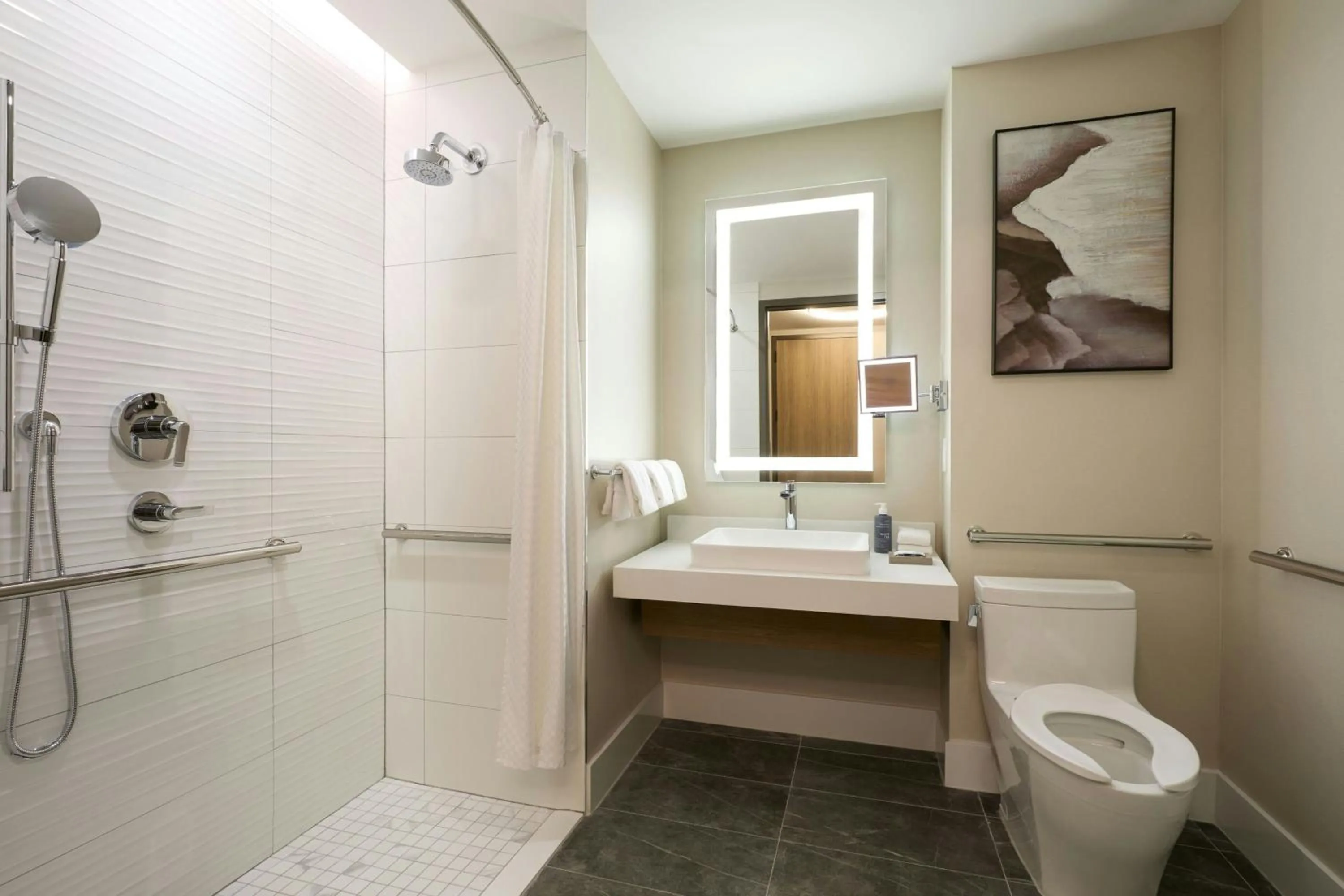 Bathroom in The Westin Flushing LaGuardia Airport