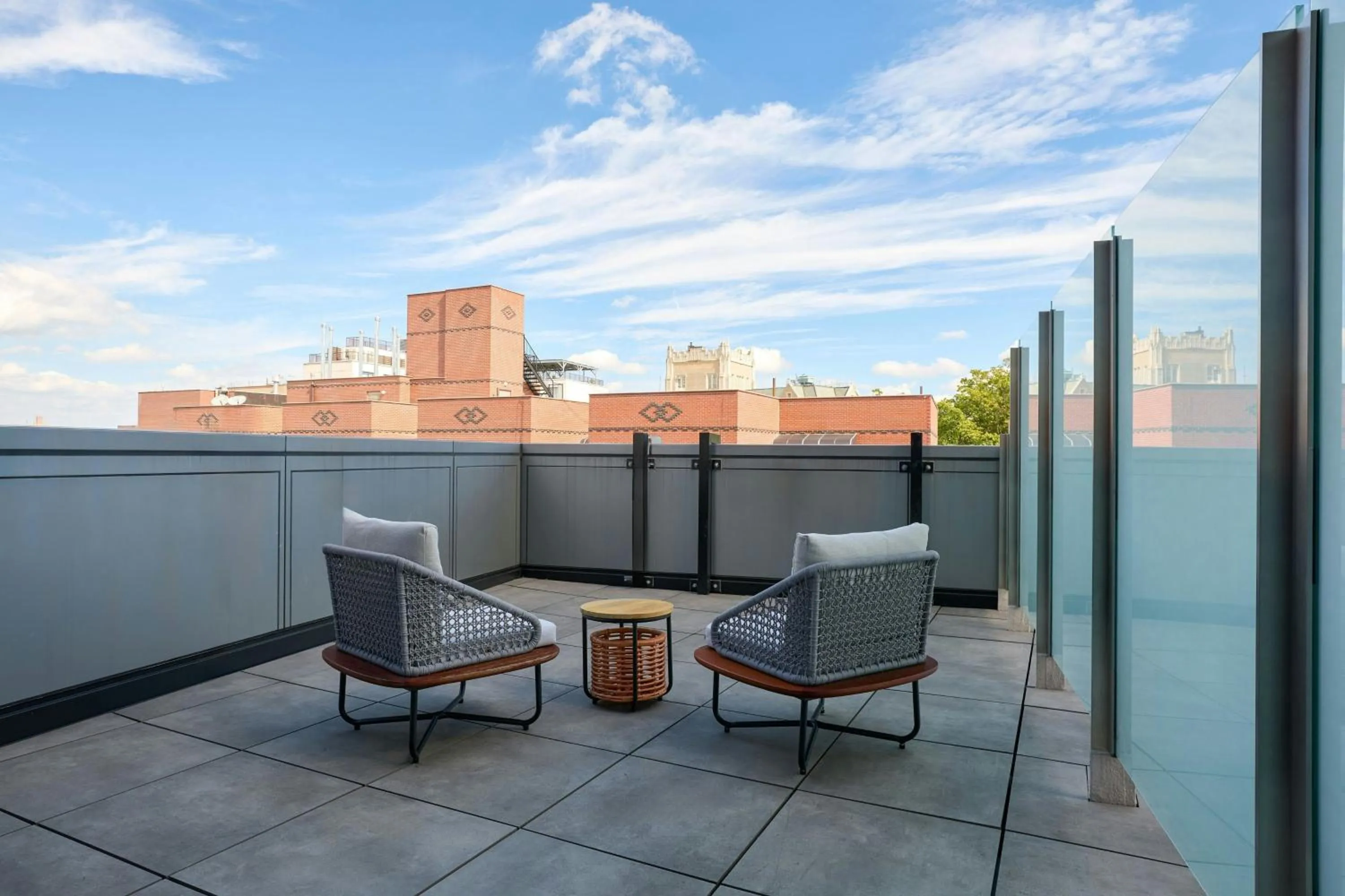 Photo of the whole room in The Westin Flushing LaGuardia Airport