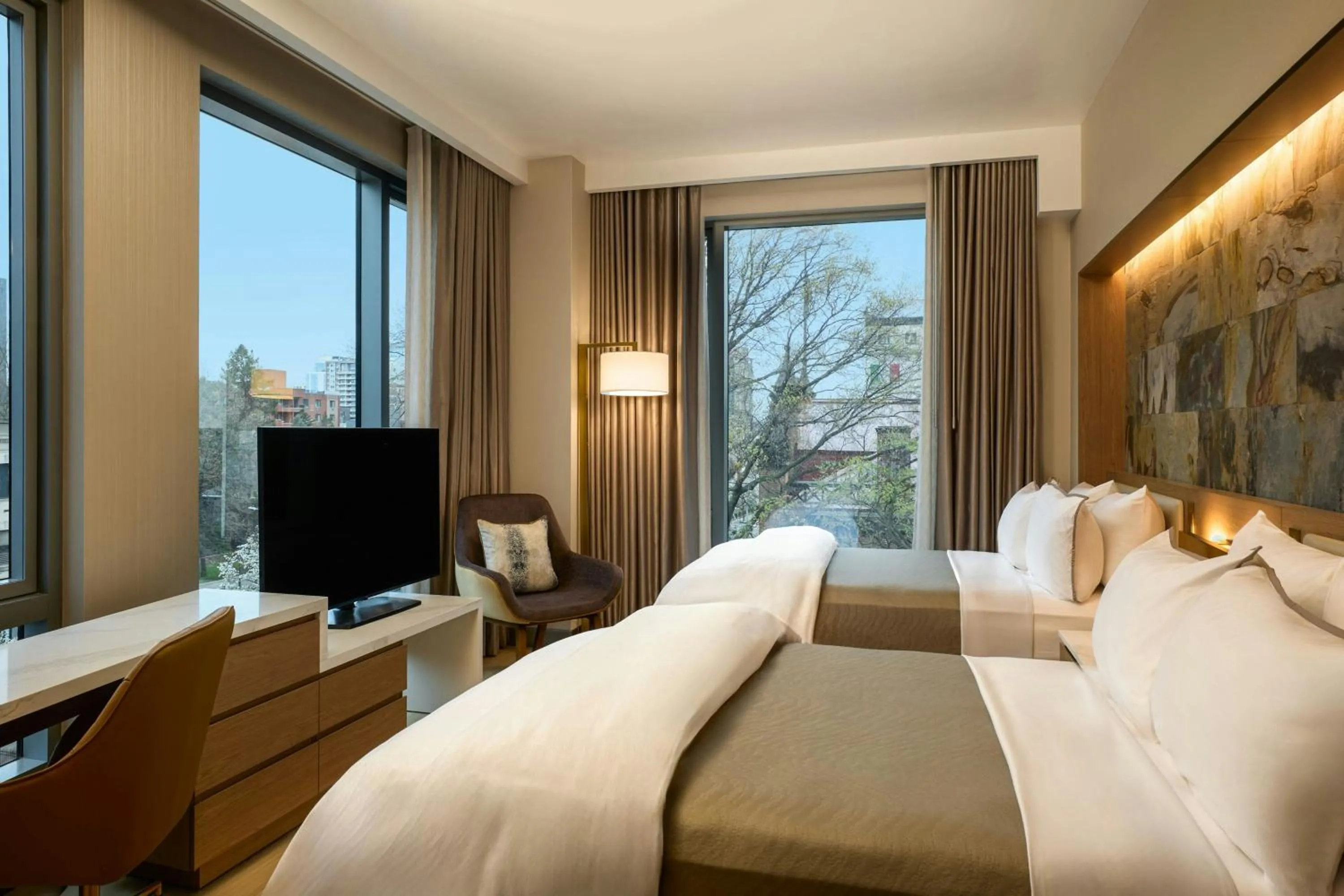 Photo of the whole room, Bed in The Westin Flushing LaGuardia Airport