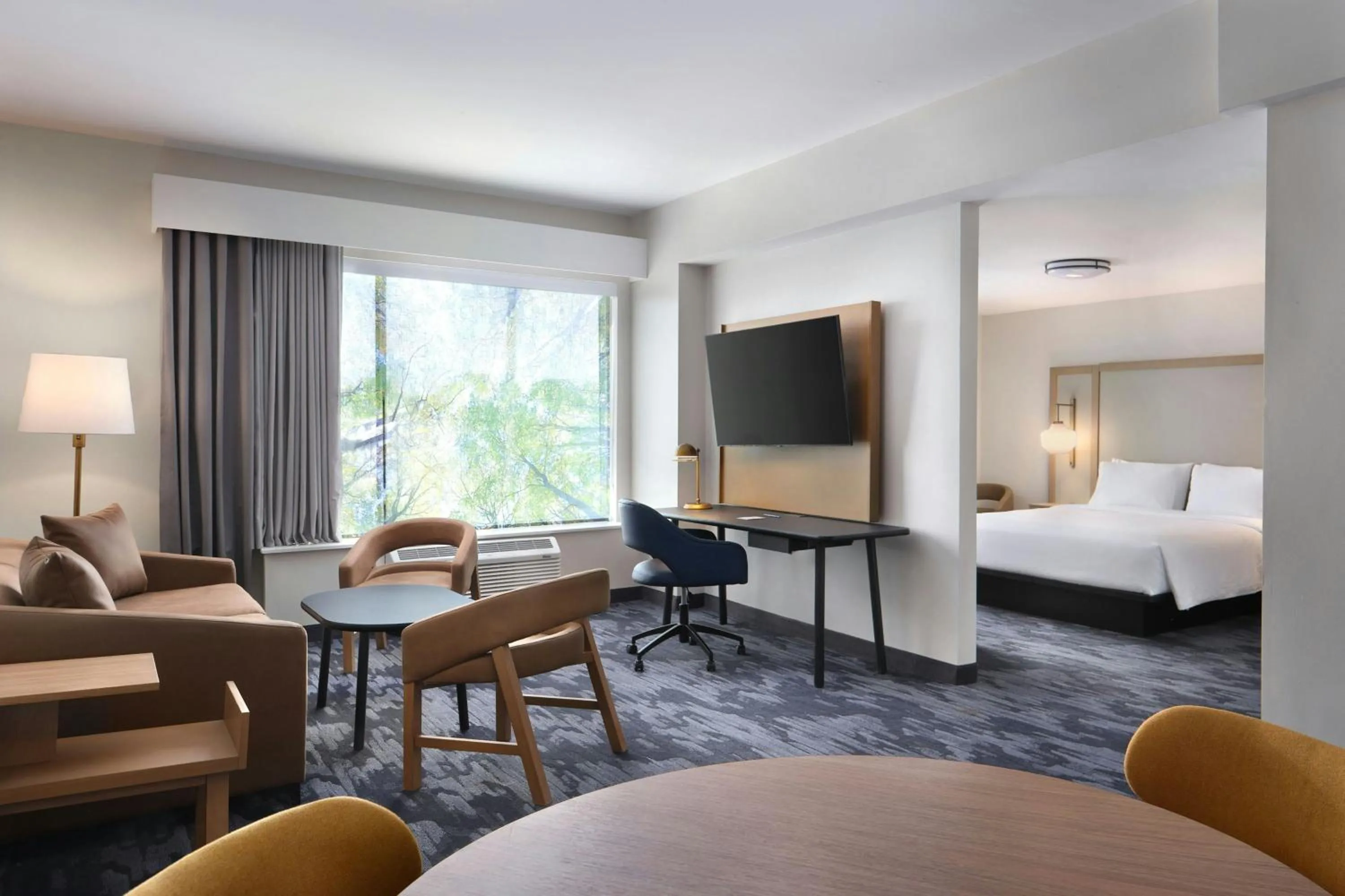 Photo of the whole room, Bed in Fairfield by Marriott Inn & Suites Durham