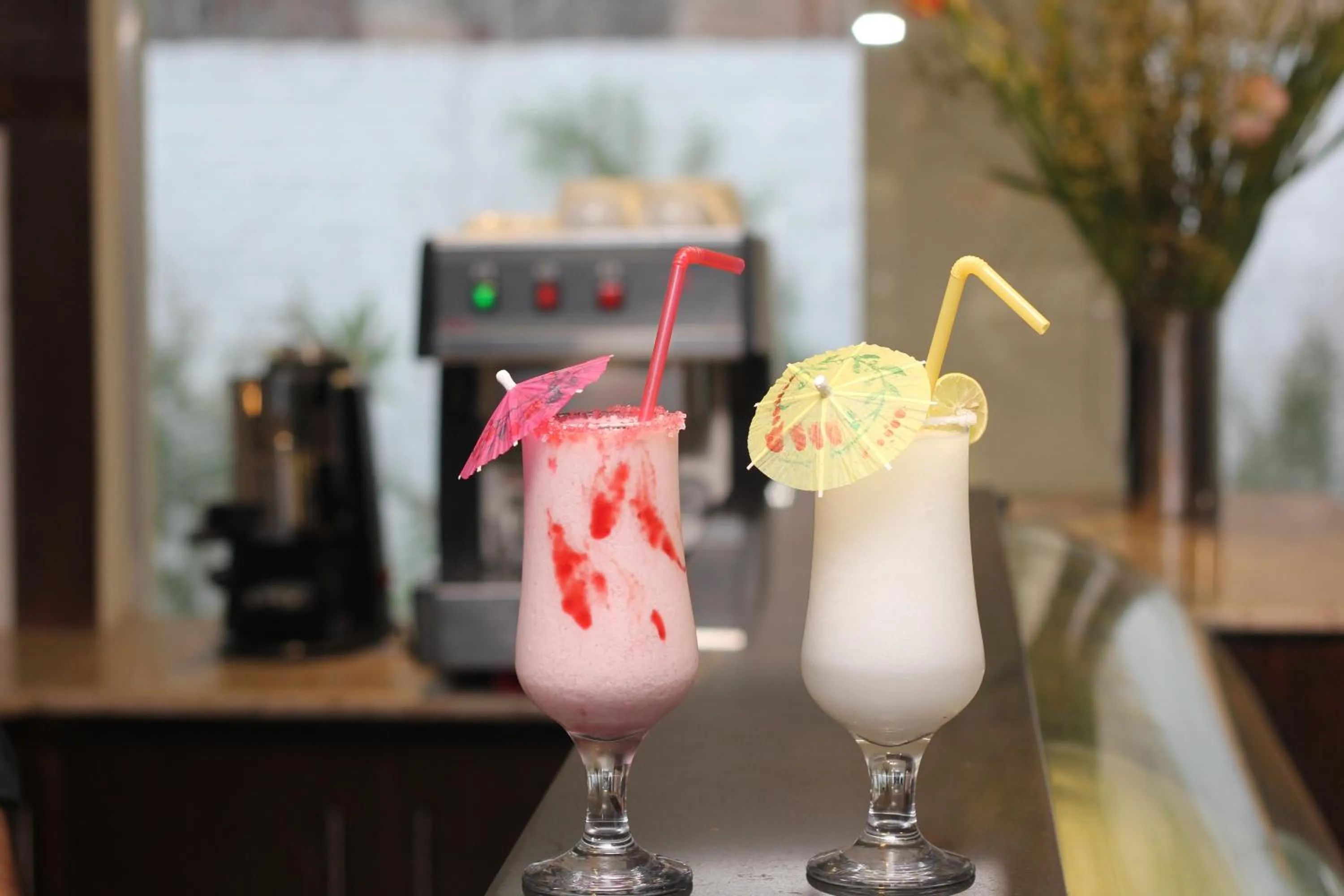 Non alcoholic drinks in Grand Enclave