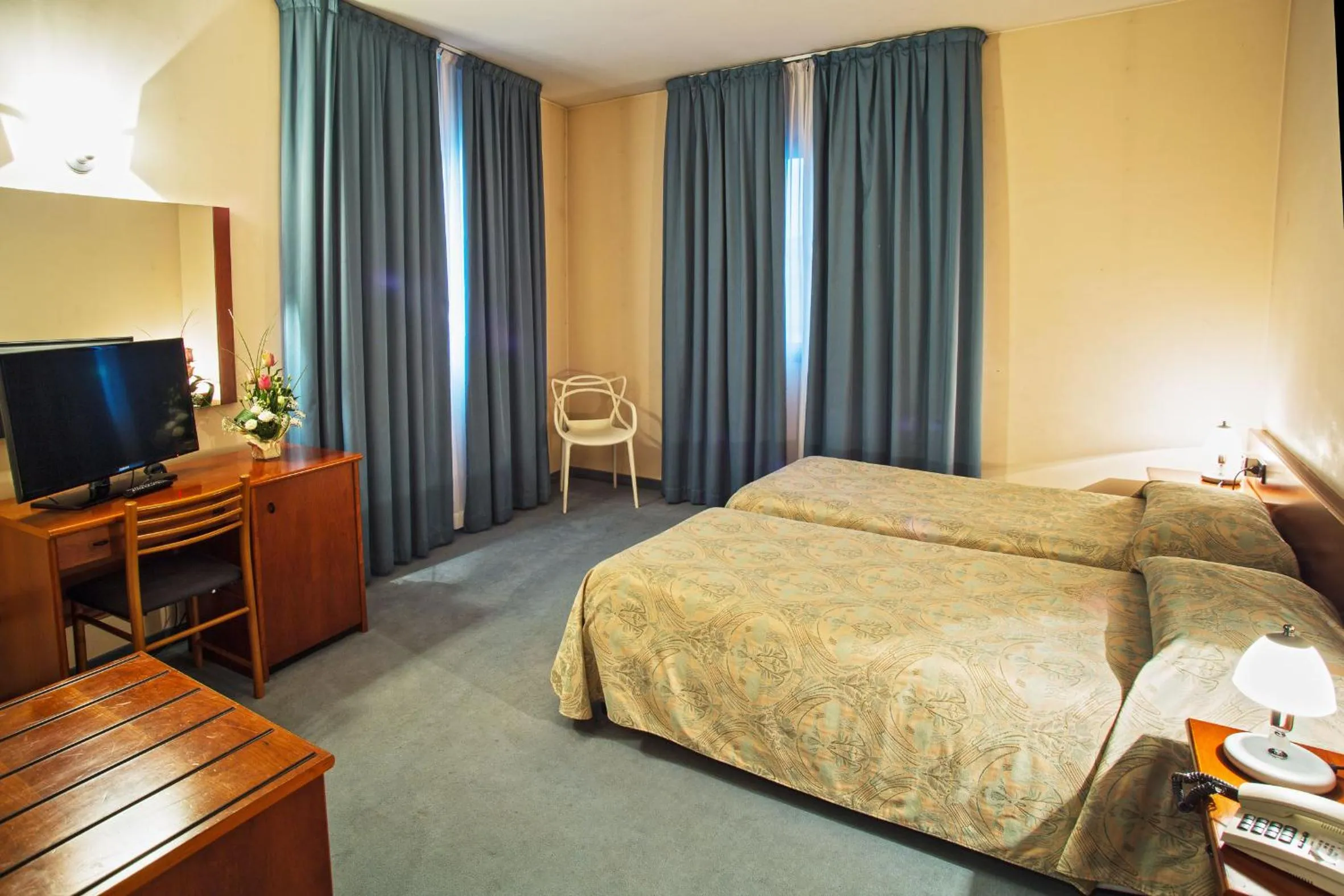 Bed in Albergo Centrale