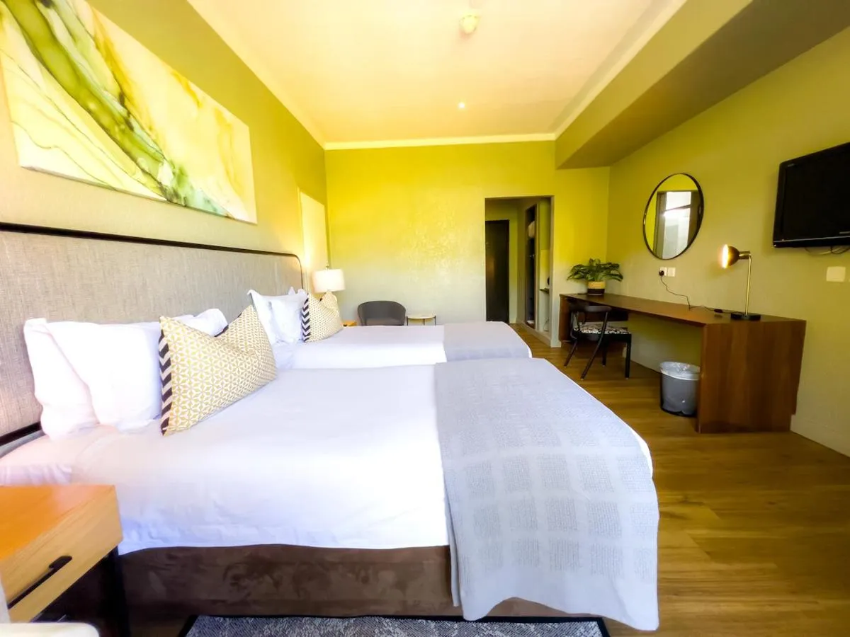 Bed in Cresta Lodge Harare