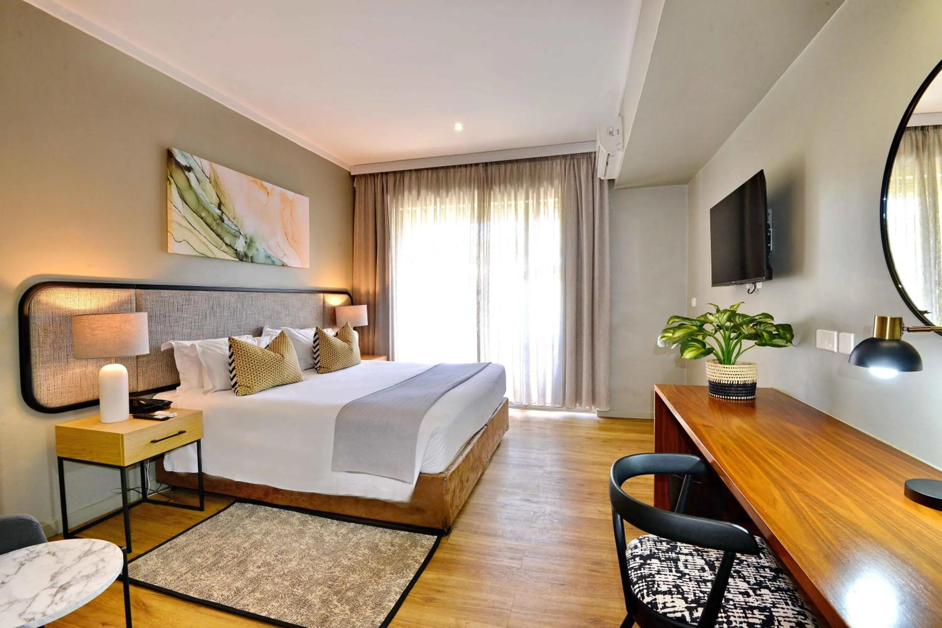 Bed in Cresta Lodge Harare