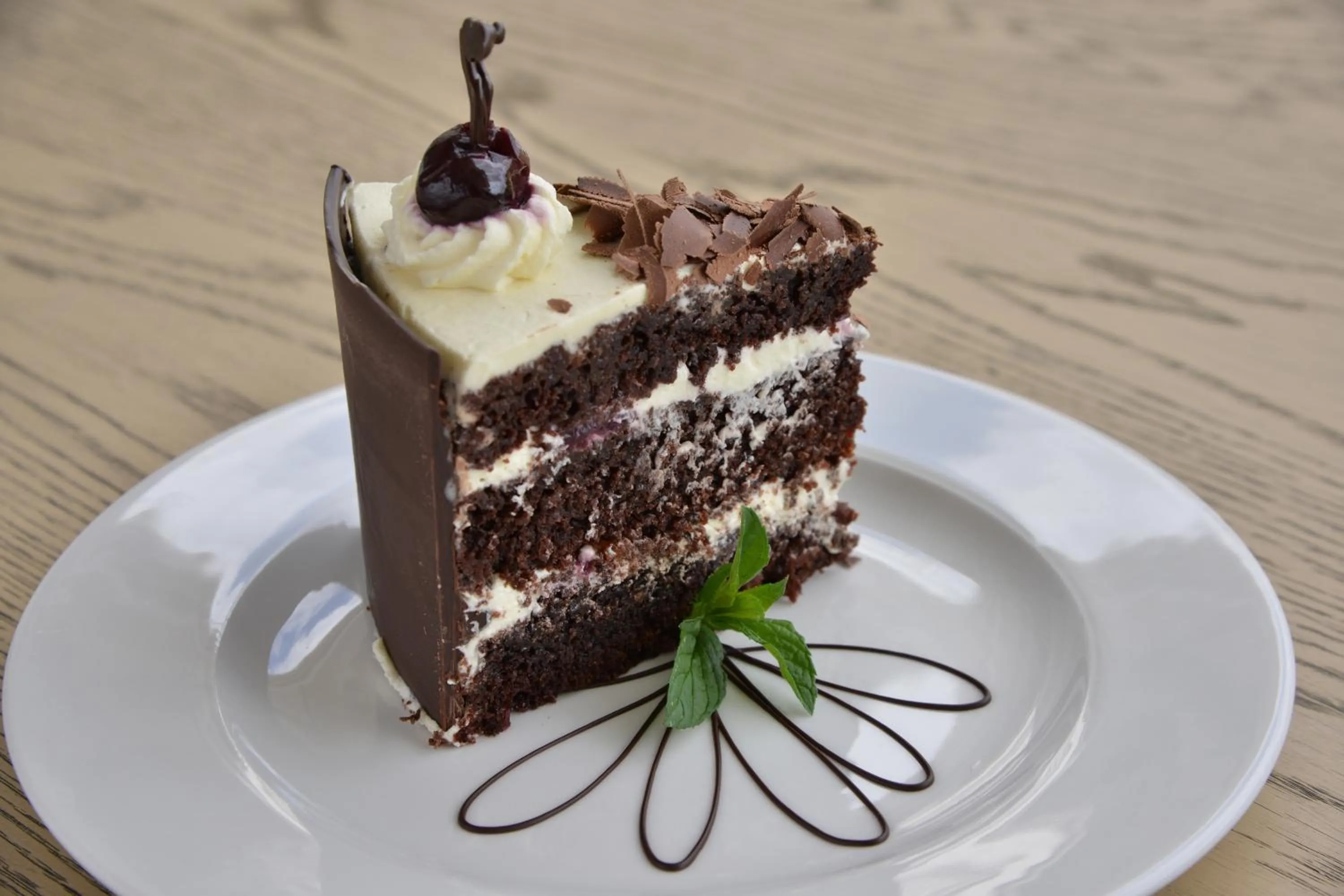 Restaurant/places to eat in Cresta Lodge Harare