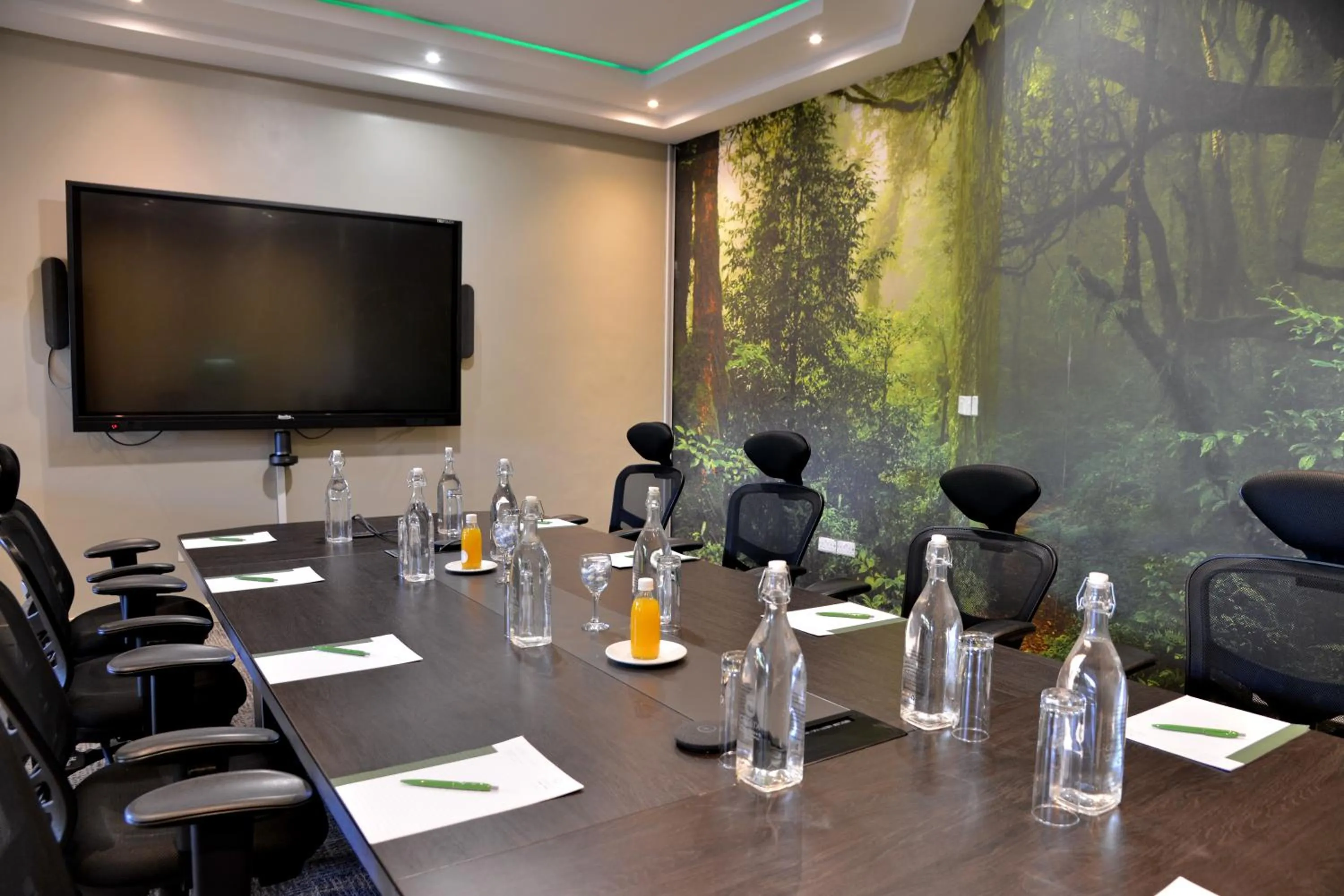 Meeting/conference room in Cresta Lodge Harare