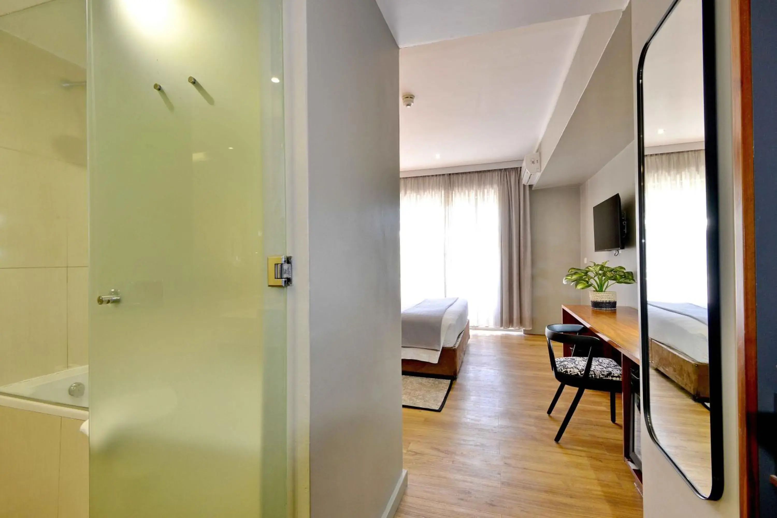 Superior Twin Room - single occupancy in Cresta Lodge Harare Superior Twin Room - single occupancy in Cresta Lodge Harare