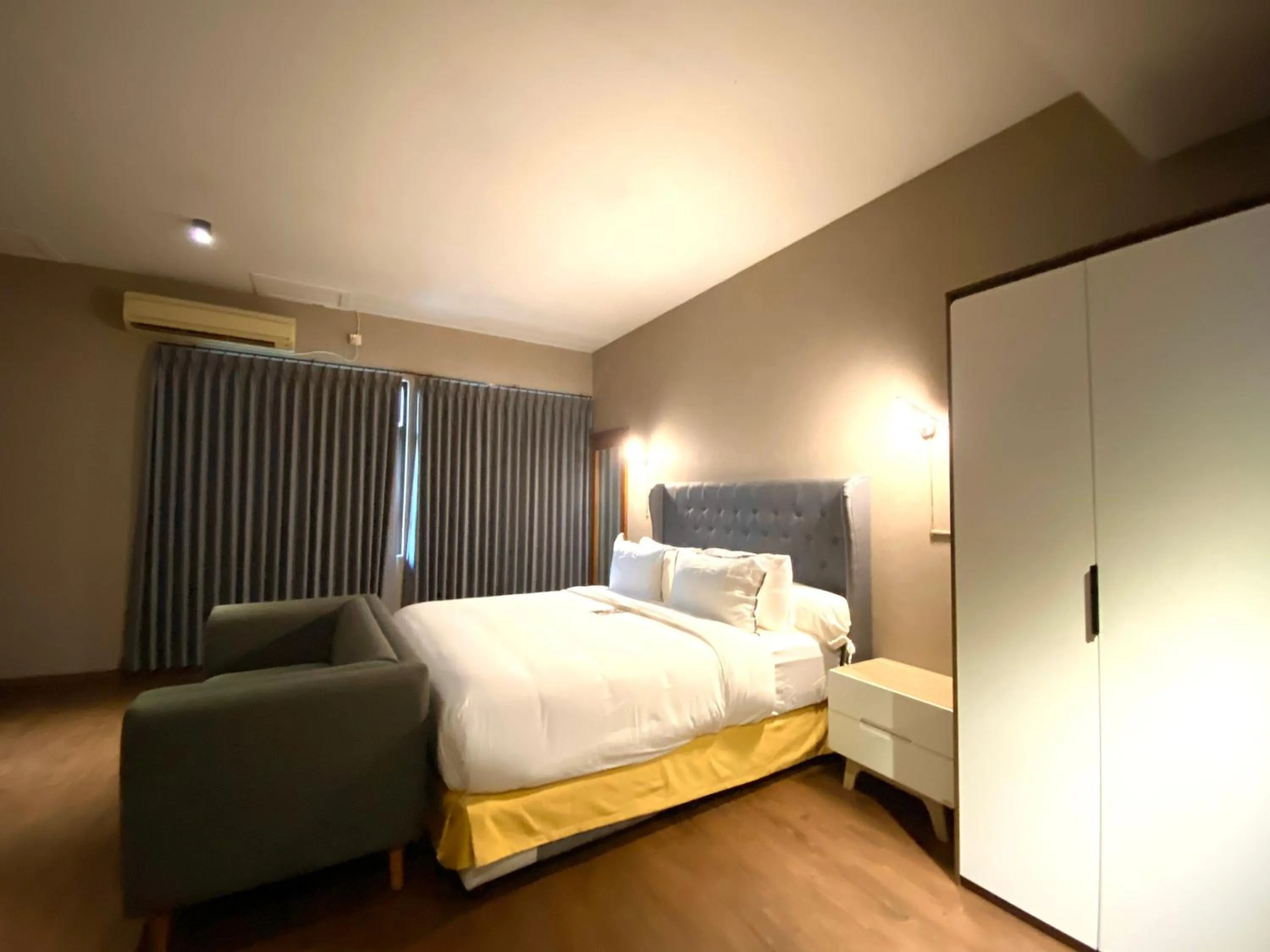 Bed in Hotel Golden Season