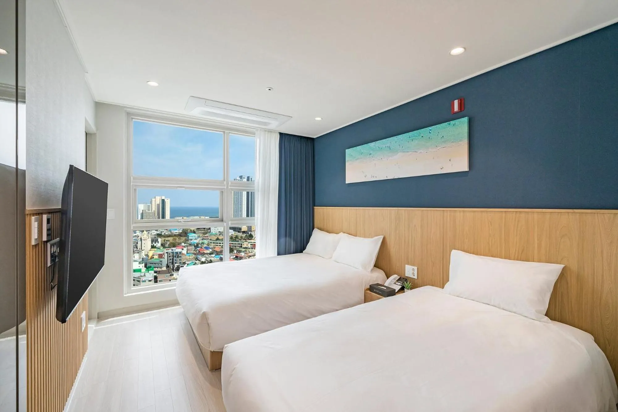 Bed in Sokcho Mari Vista Hotel