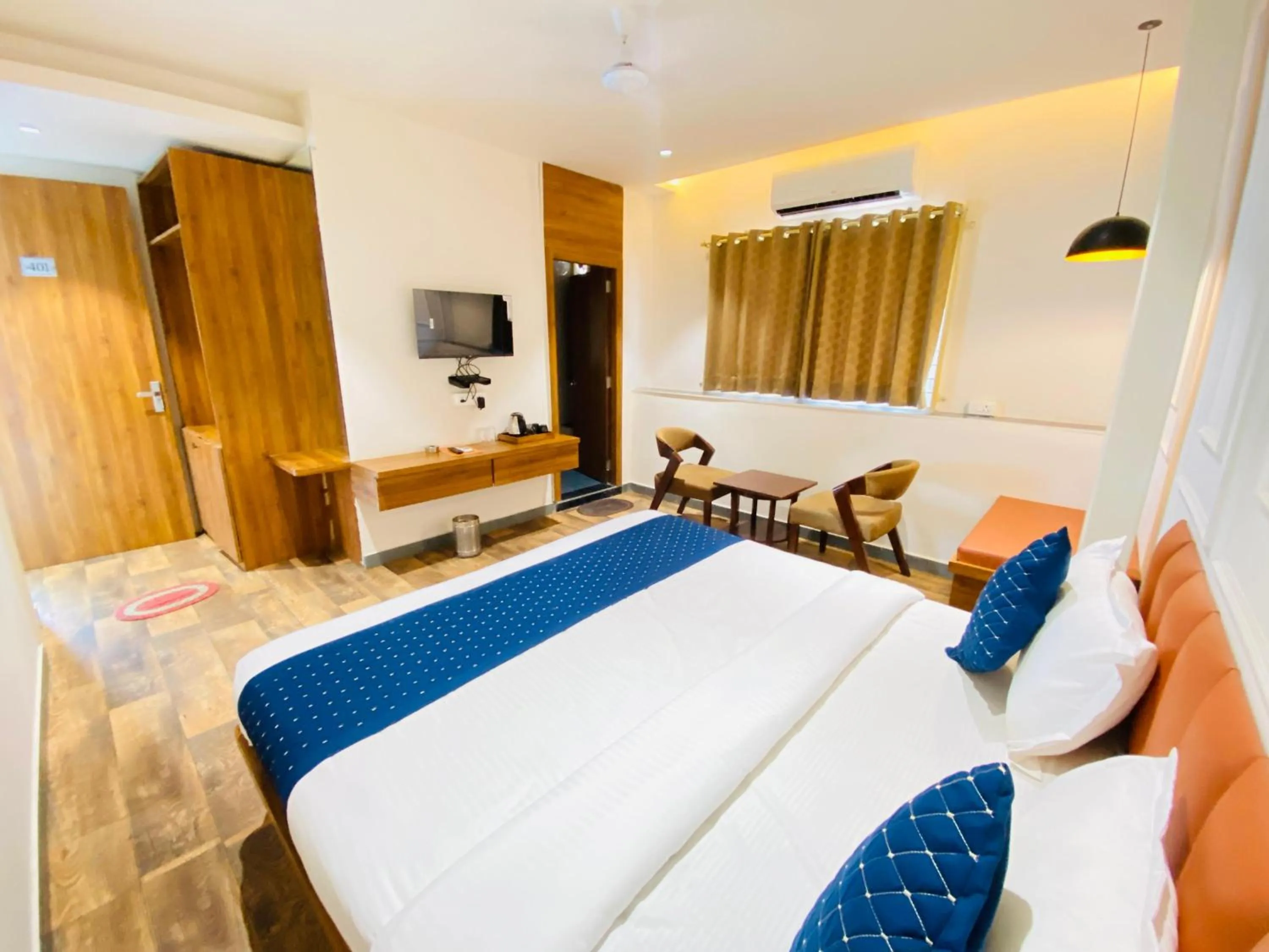 Bedroom, Bed in Hotel Nikanshvee