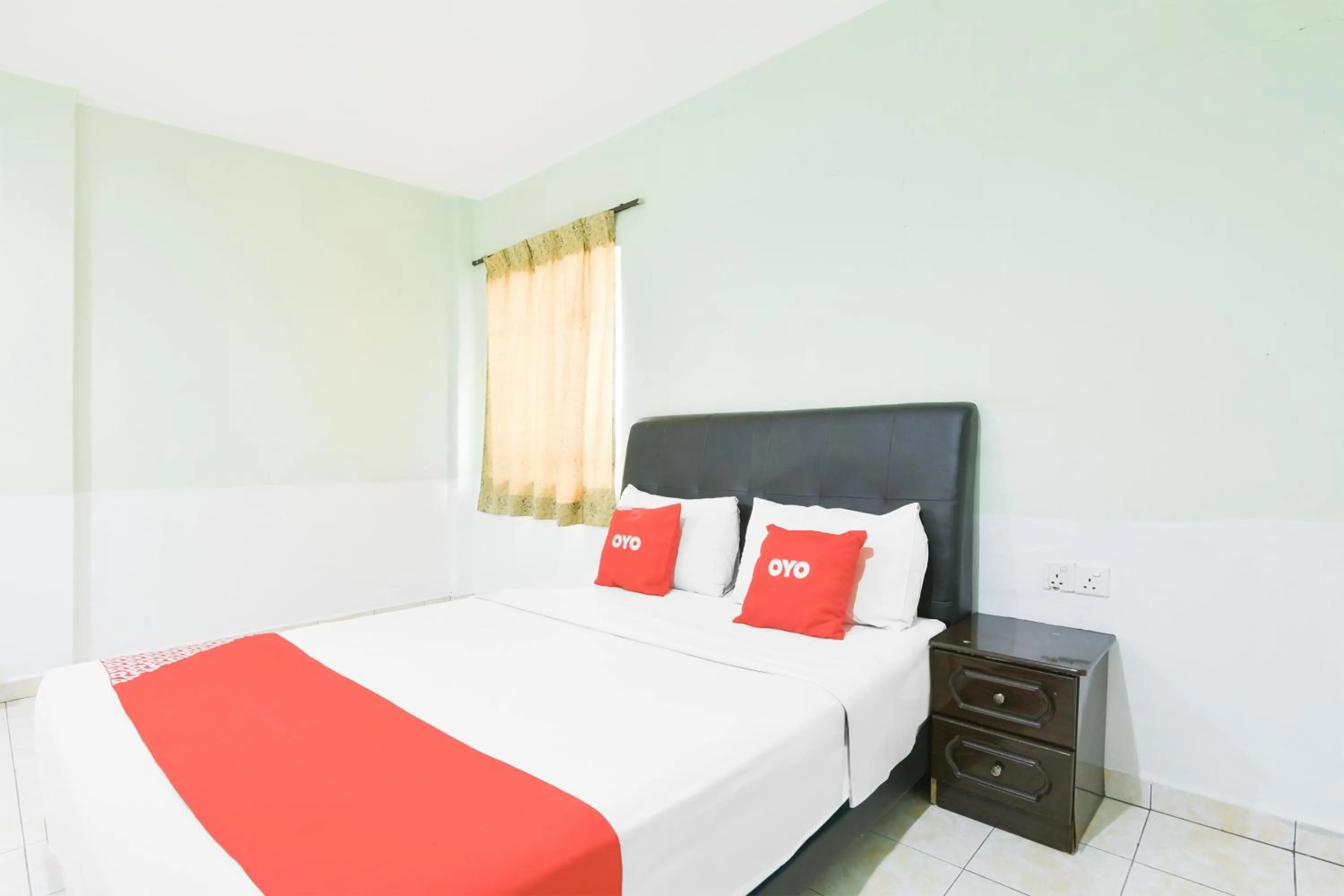 Bedroom, Bed in Hotel O KB Near Siti Khadijah Market Formerly KB 7 Days