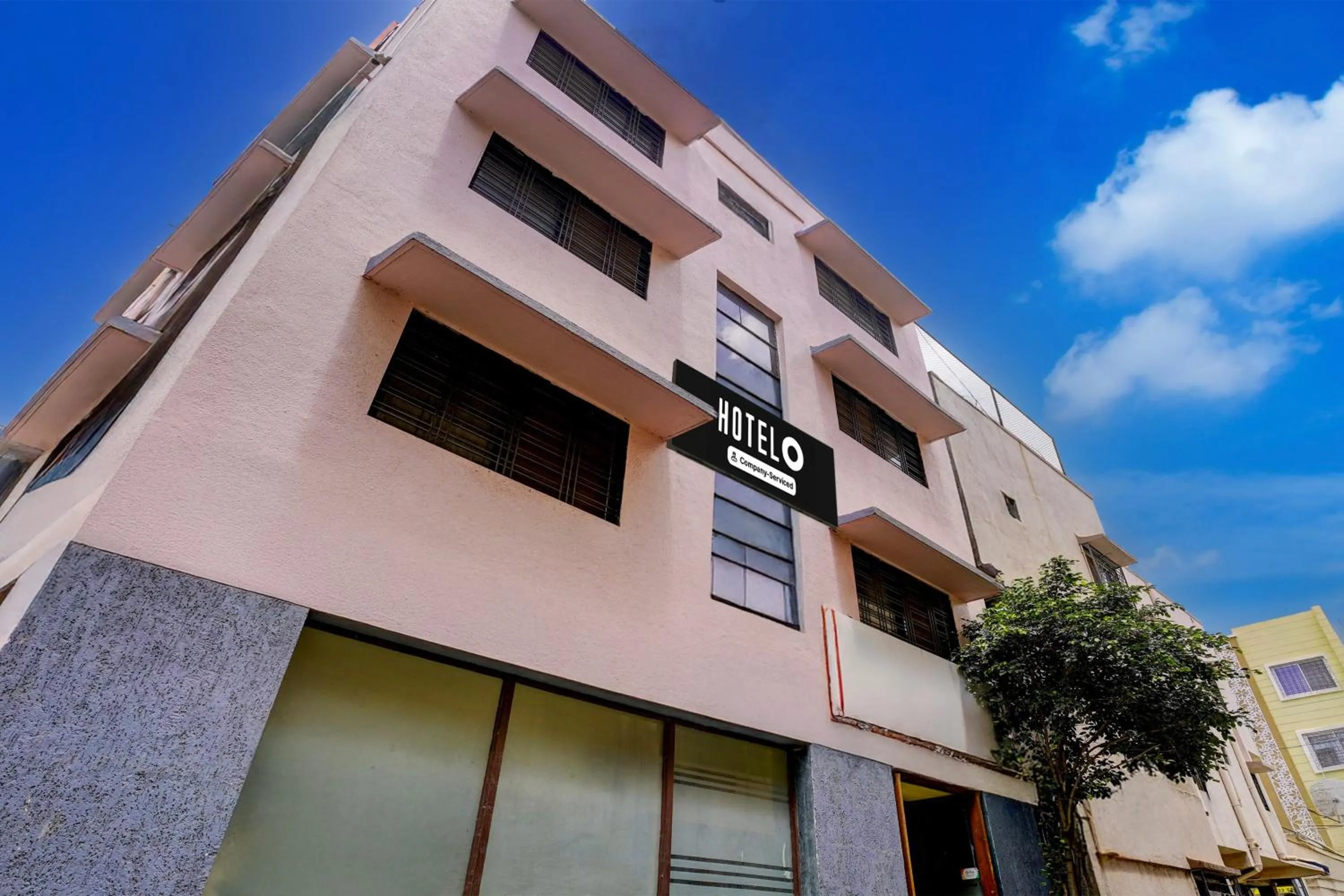 Facade/entrance in Hotel O Sainagar Shirdi Railway Junction Formerly Sai Vyankatesh Residency