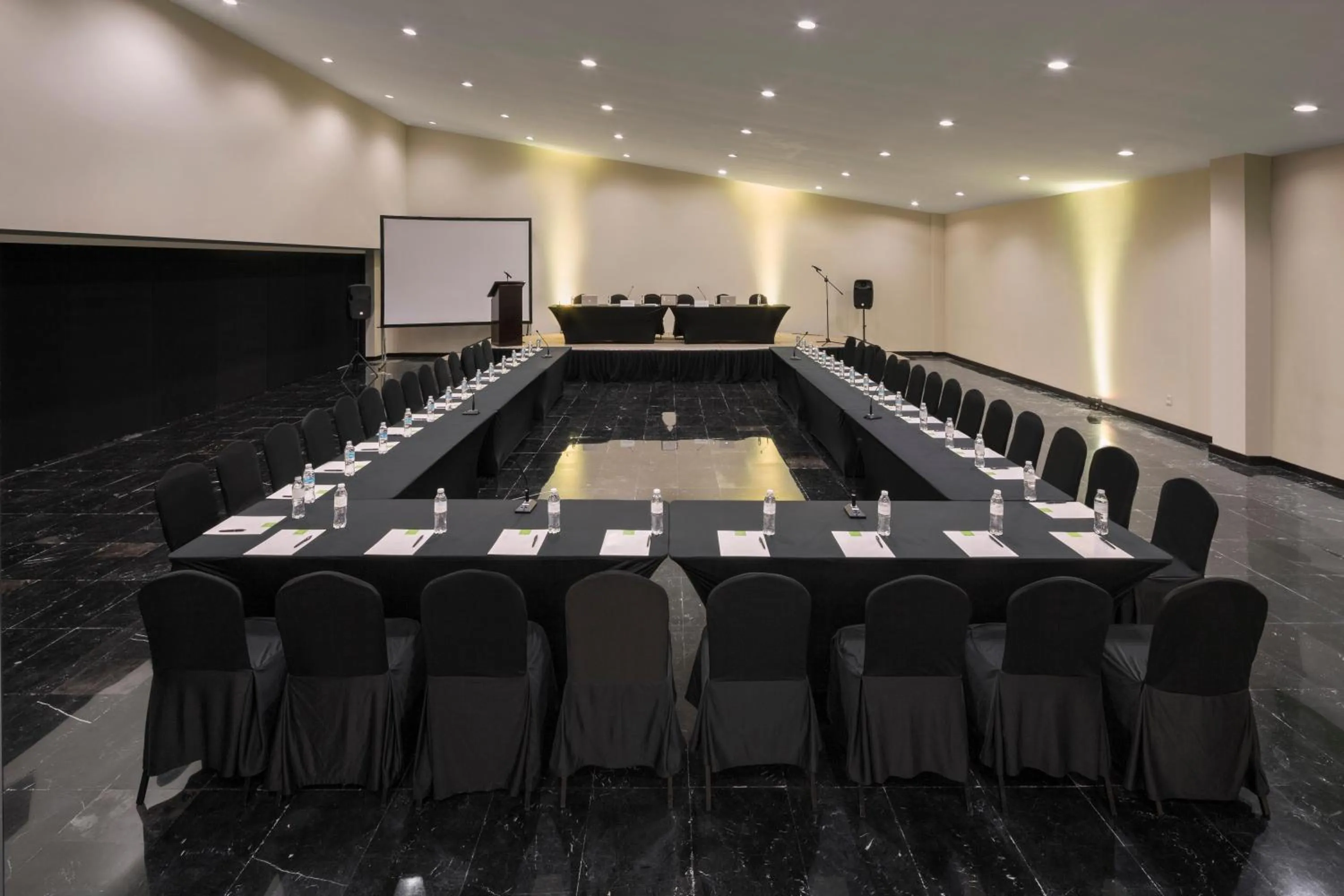 Meeting/conference room in Oh! Cancun - The Urban Oasis & Beach Club