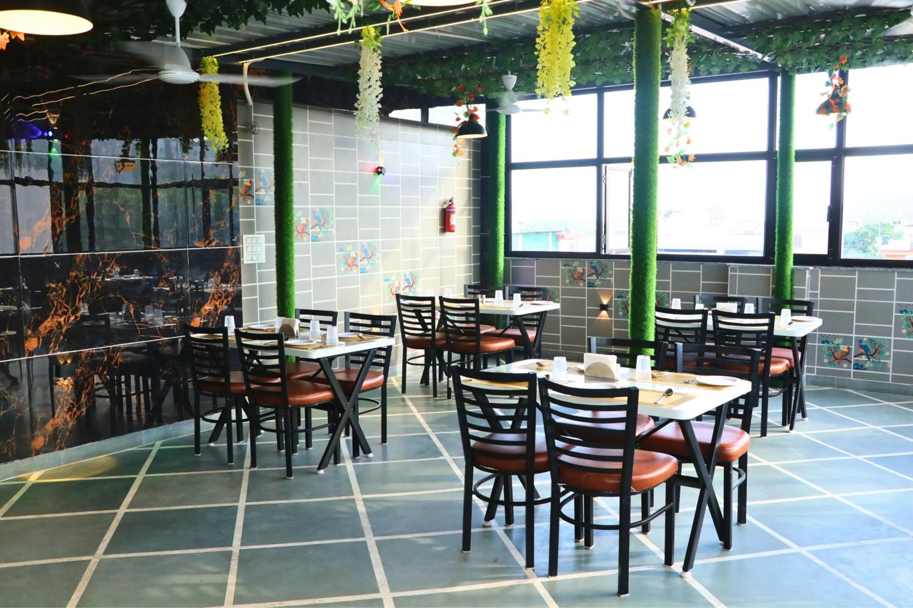 Restaurant/places to eat in The Aurum Park Haridwar