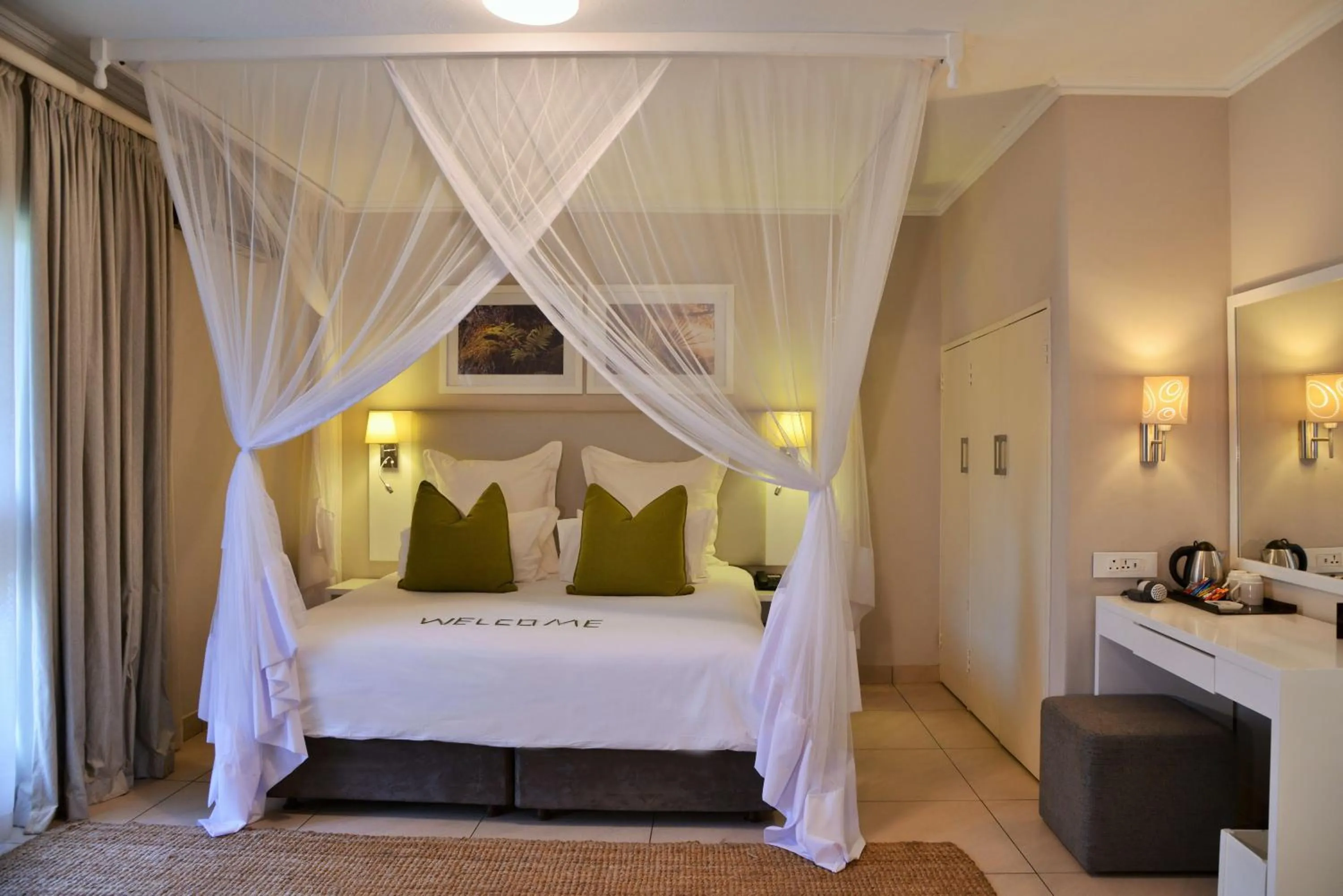 Bed in Cresta Sprayview Victoria Falls