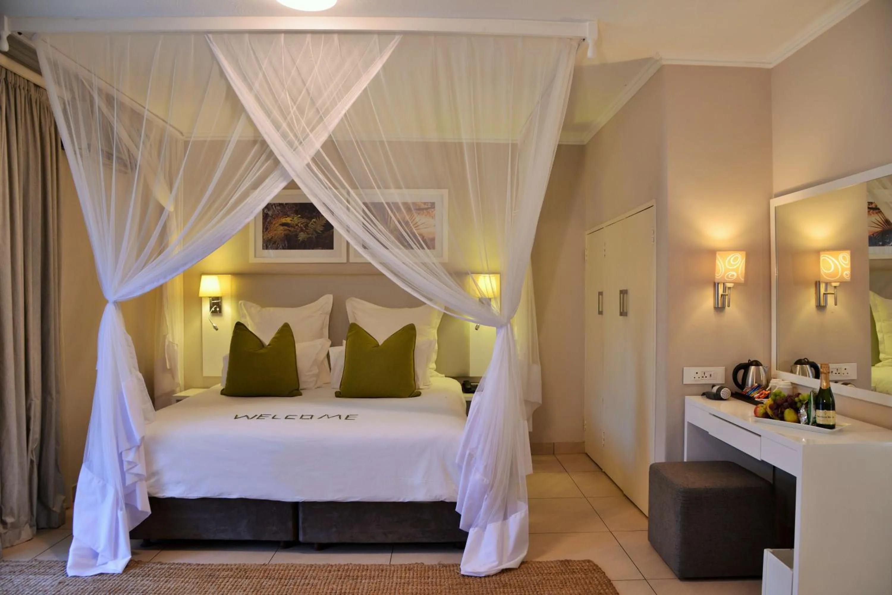 Bed in Cresta Sprayview Victoria Falls