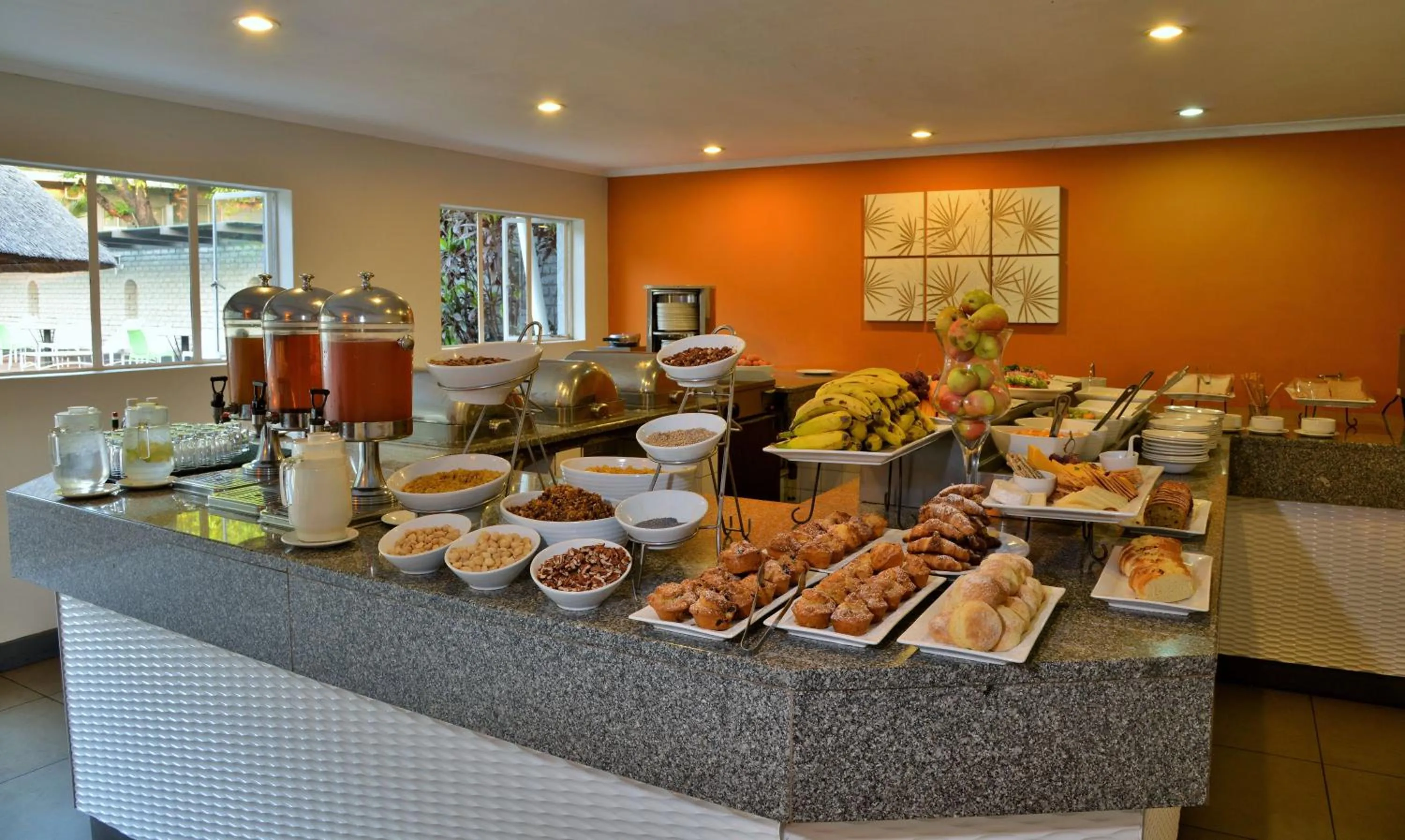 Restaurant/places to eat in Cresta Sprayview Victoria Falls