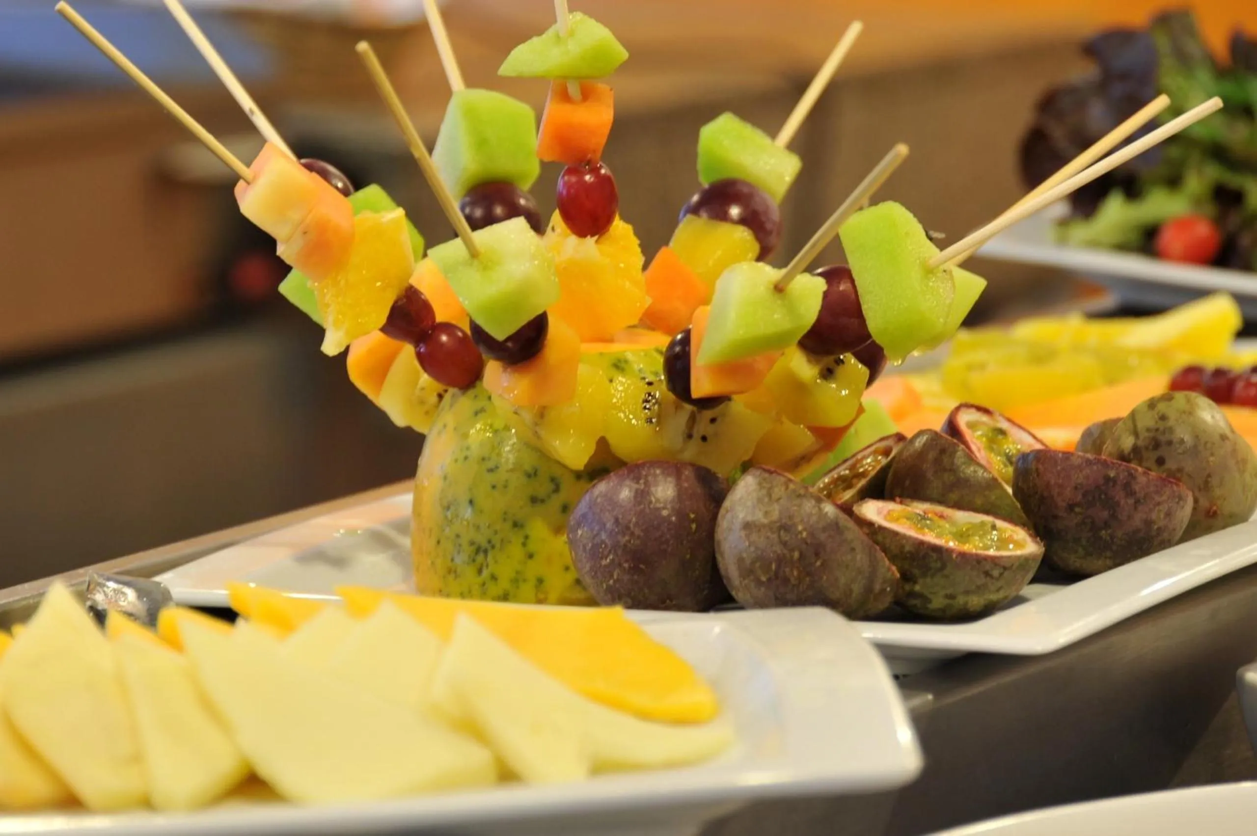 Food and drinks in Cresta Sprayview Victoria Falls