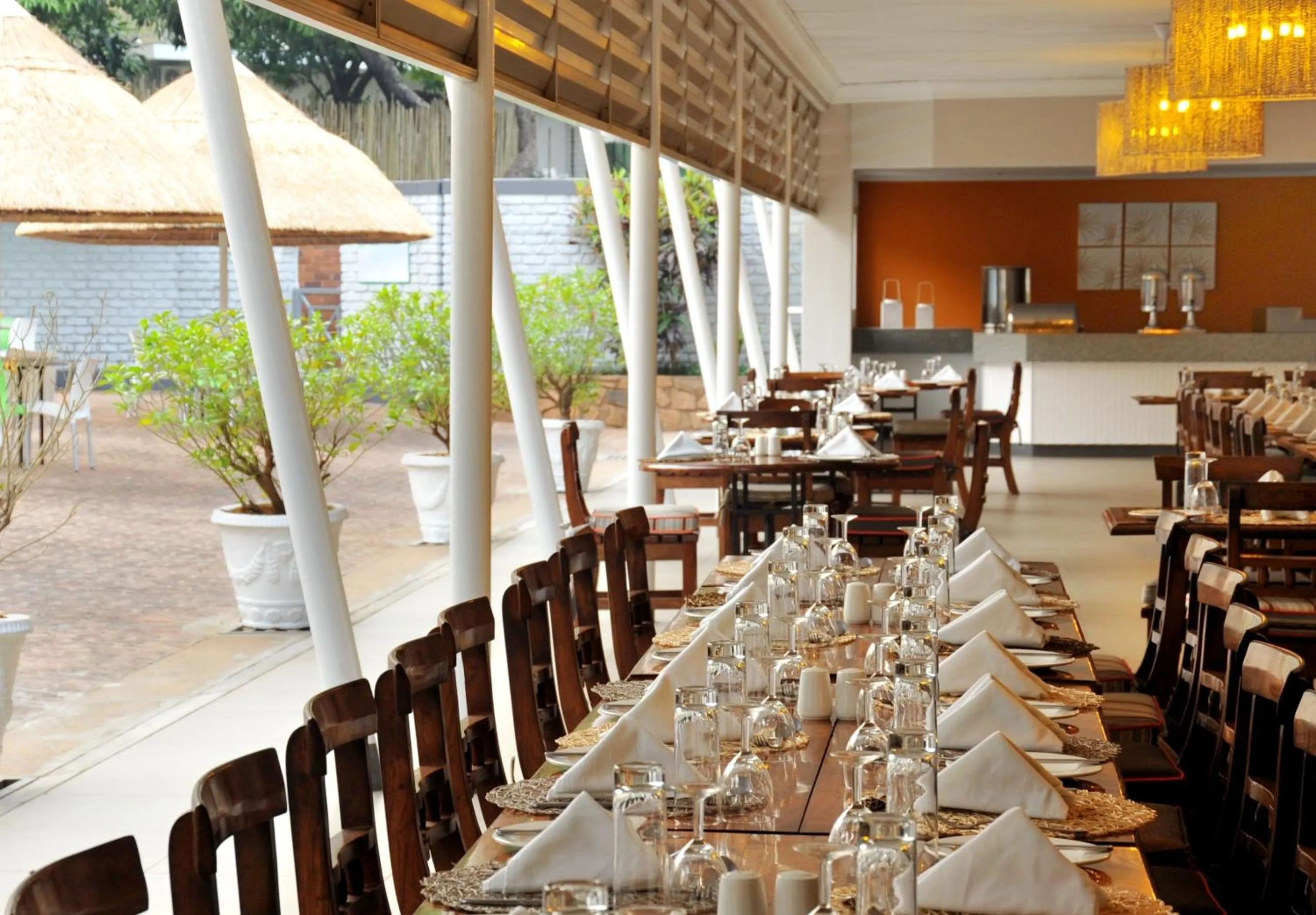 Restaurant/places to eat in Cresta Sprayview Victoria Falls