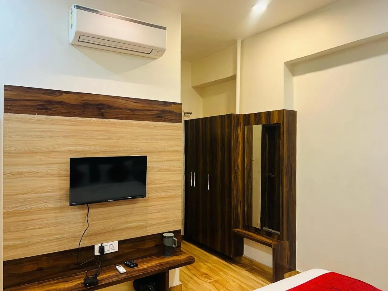 Hotel S V Grand