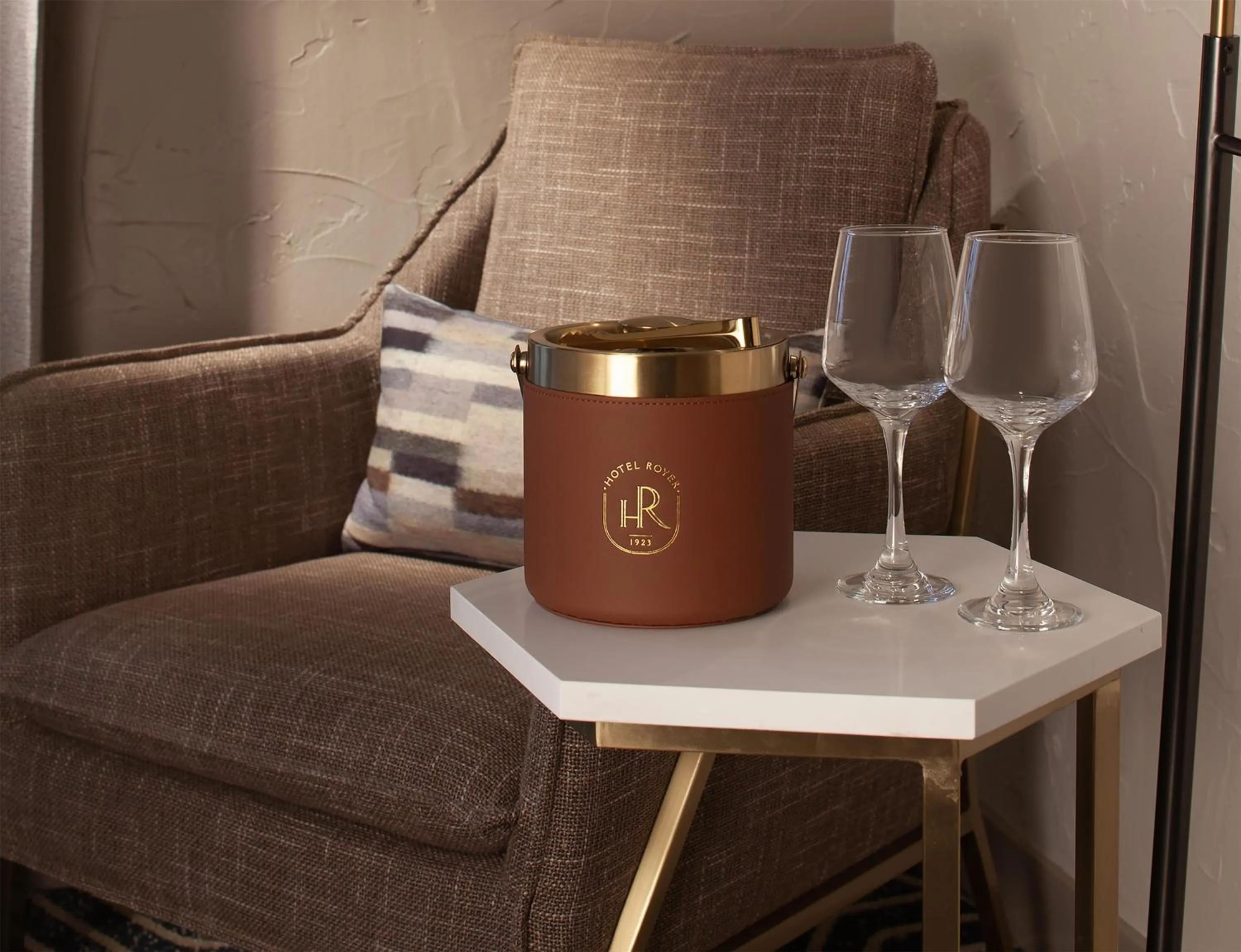 Photo of the whole room in Hotel Royer Urbana Champaign, Tapestry Collection by Hilton