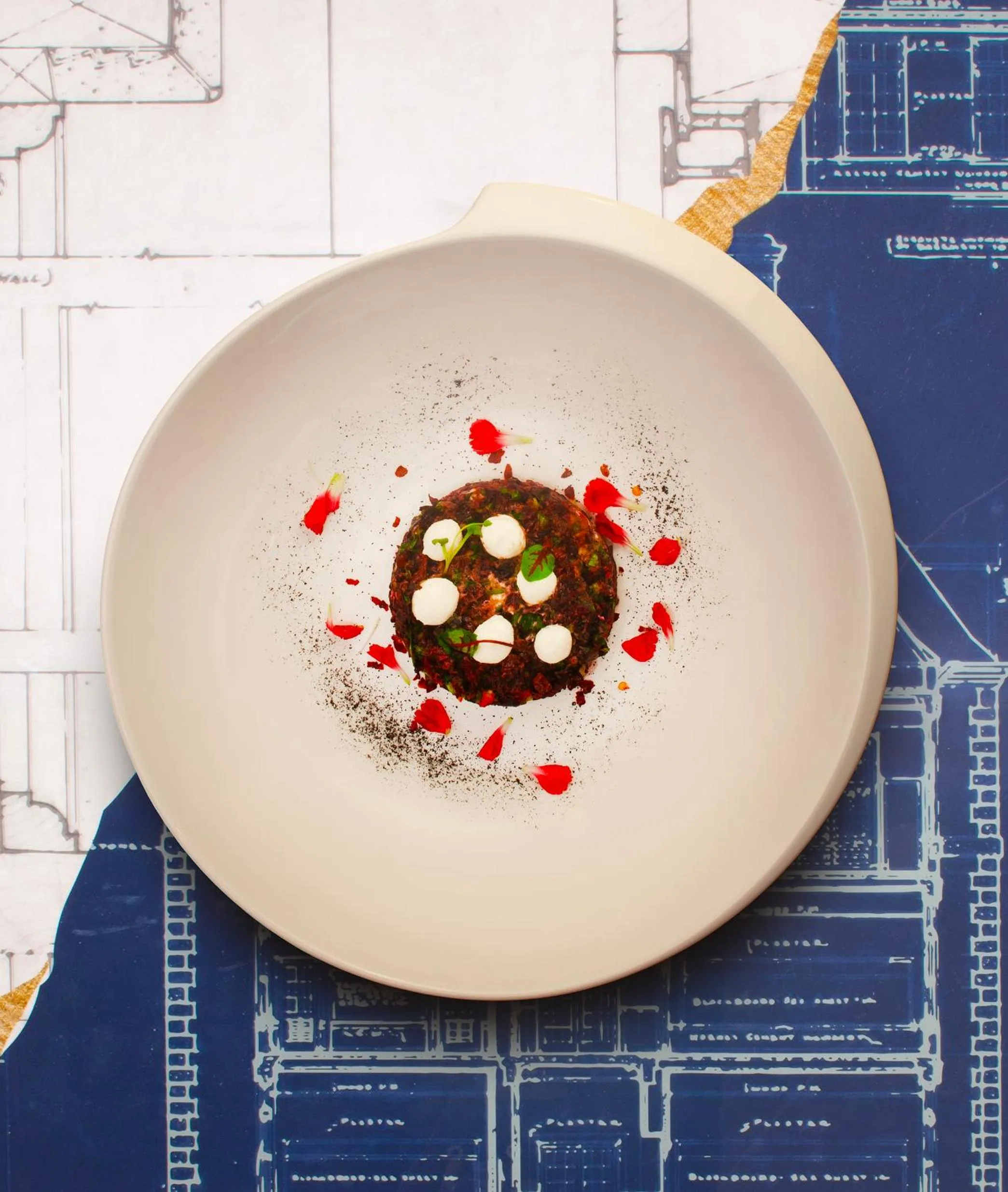 Food and drinks in Hotel Royer Urbana Champaign, Tapestry Collection by Hilton