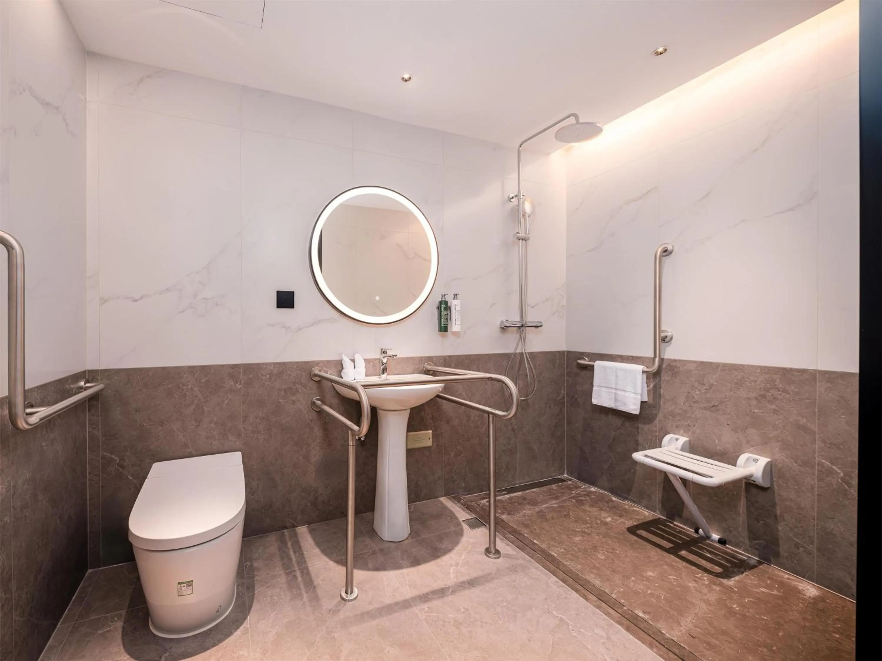 Bathroom in Hilton Garden Inn Taiyuan Jiefang Road