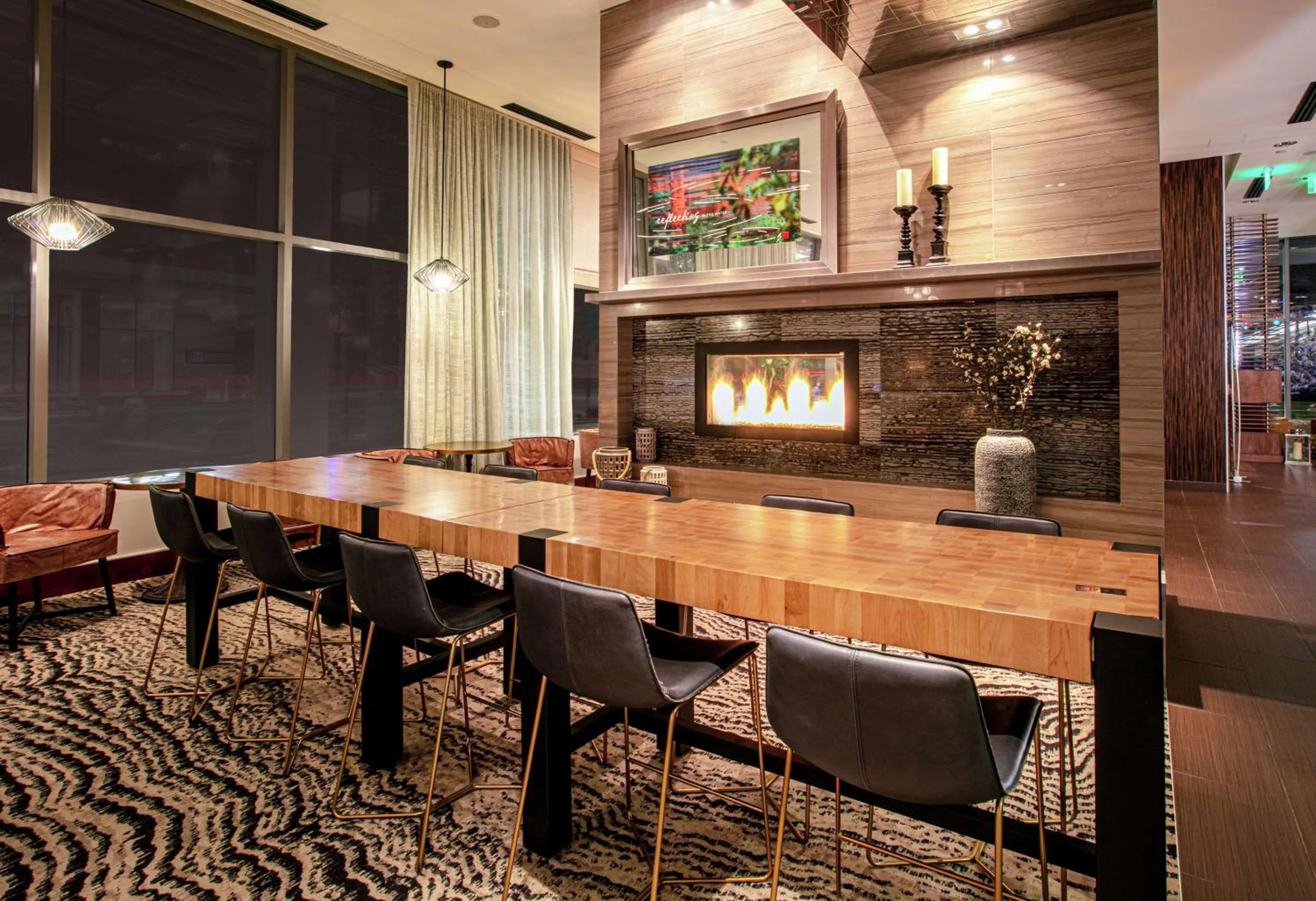 Lobby or reception in Hilton Garden Inn Seattle Downtown