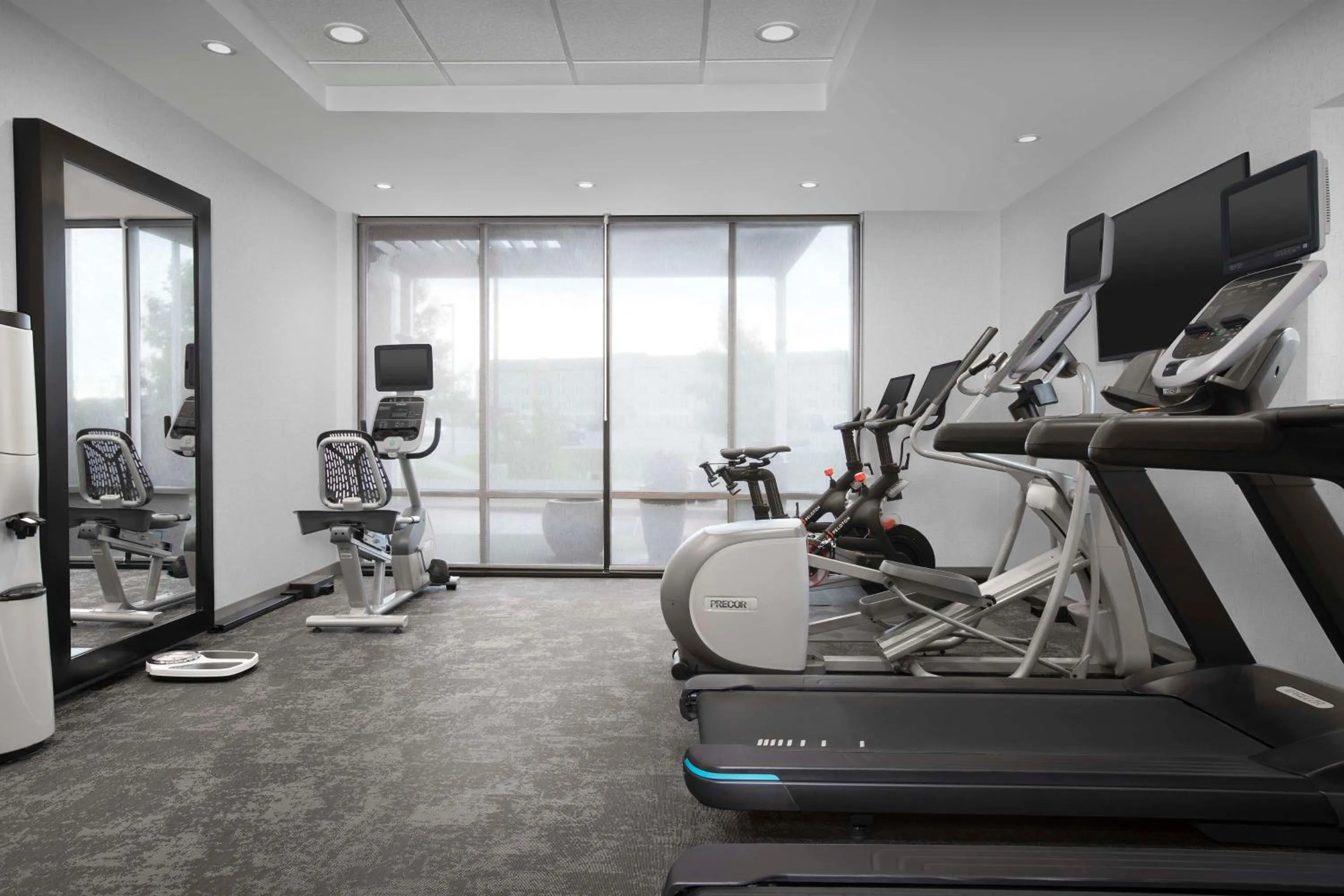 Fitness centre/facilities in Home2 Suites by Hilton Clarksville/Ft. Campbell