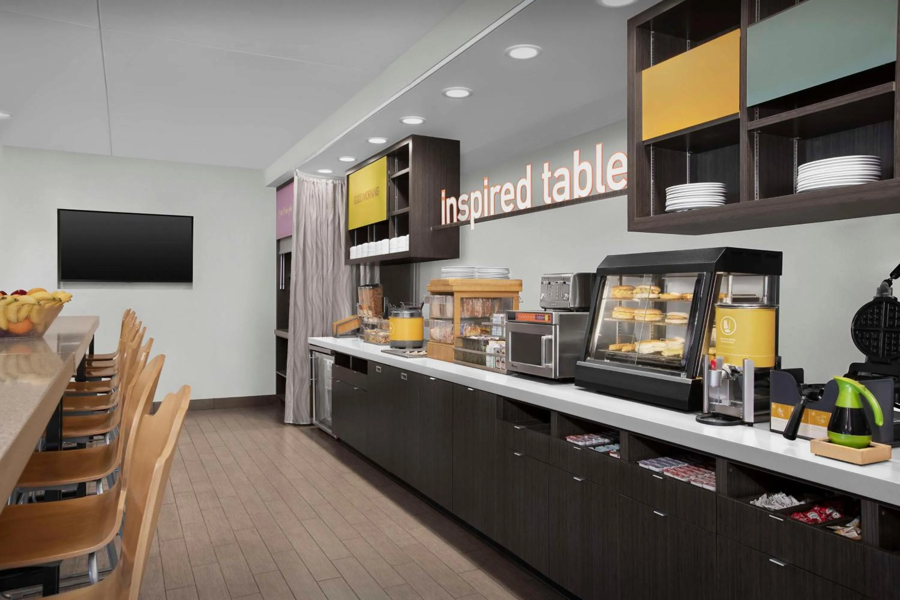 Breakfast in Home2 Suites by Hilton Clarksville/Ft. Campbell