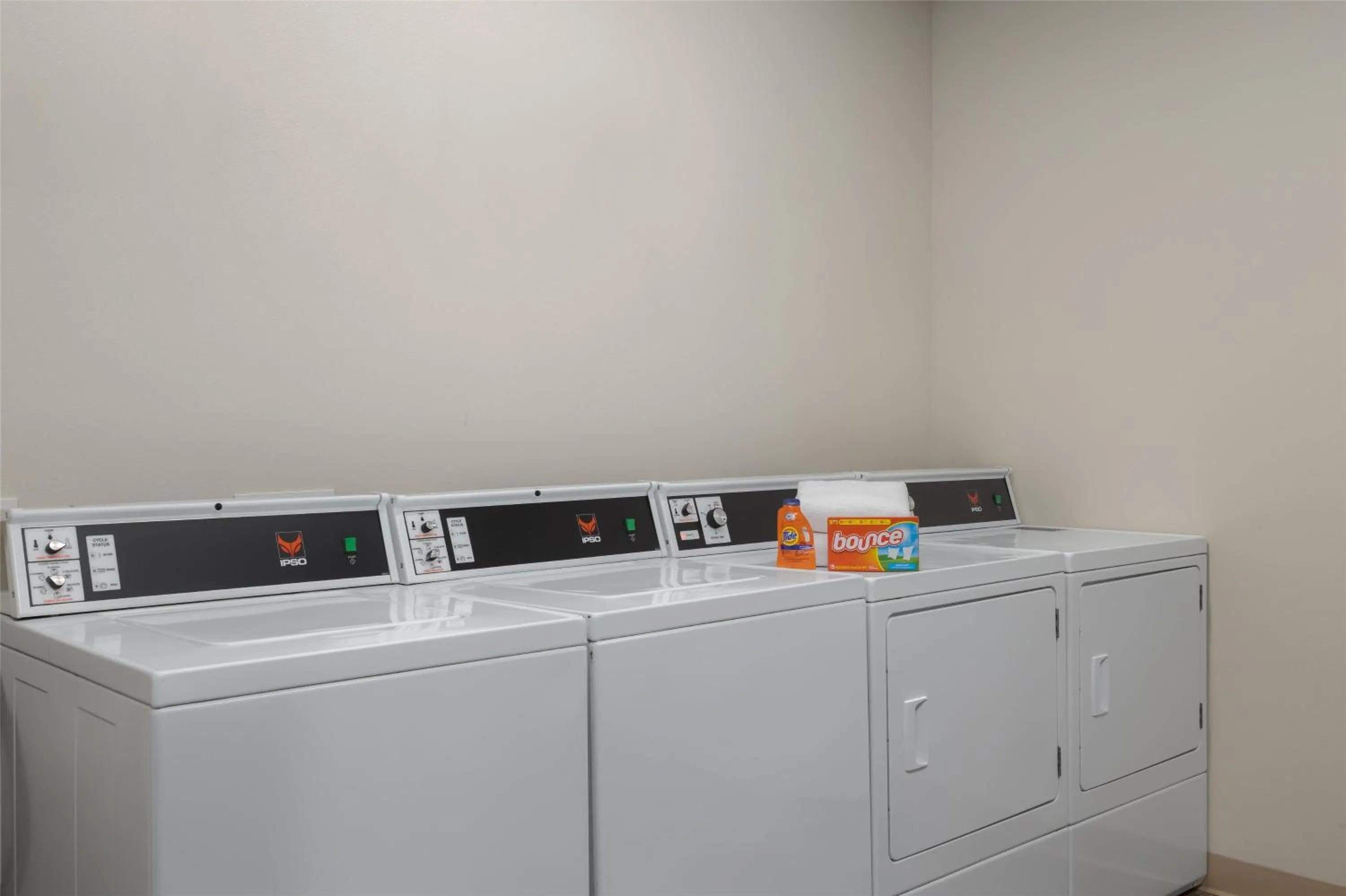 laundry in Home2 Suites by Hilton Idaho Falls