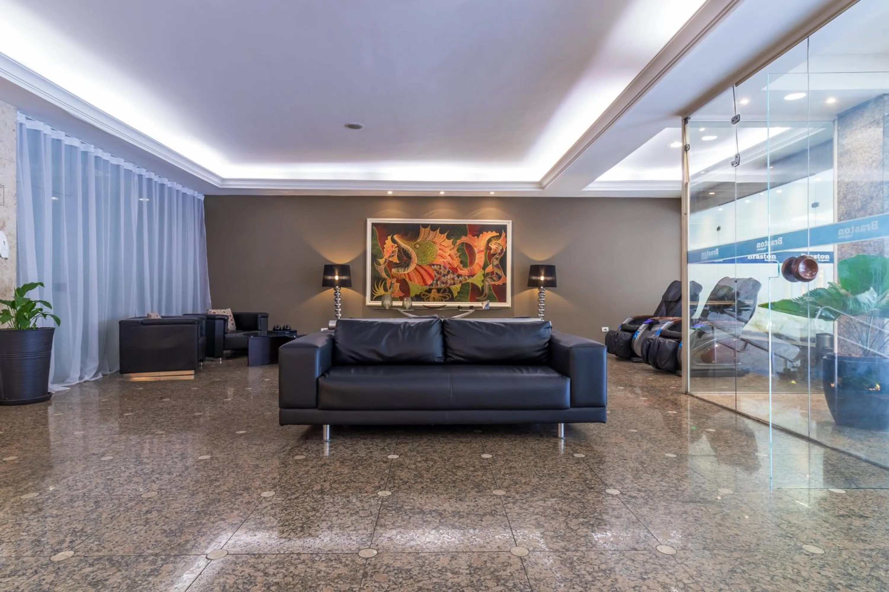 Living room in Braston Augusta Hotel by Castelo Itaipava