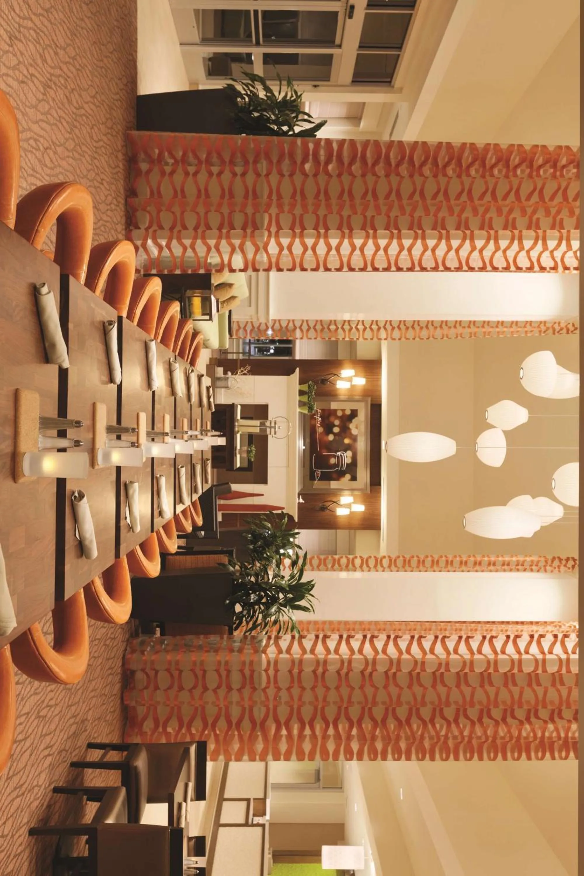 Restaurant/places to eat in Hilton Garden Inn Boston Logan Airport