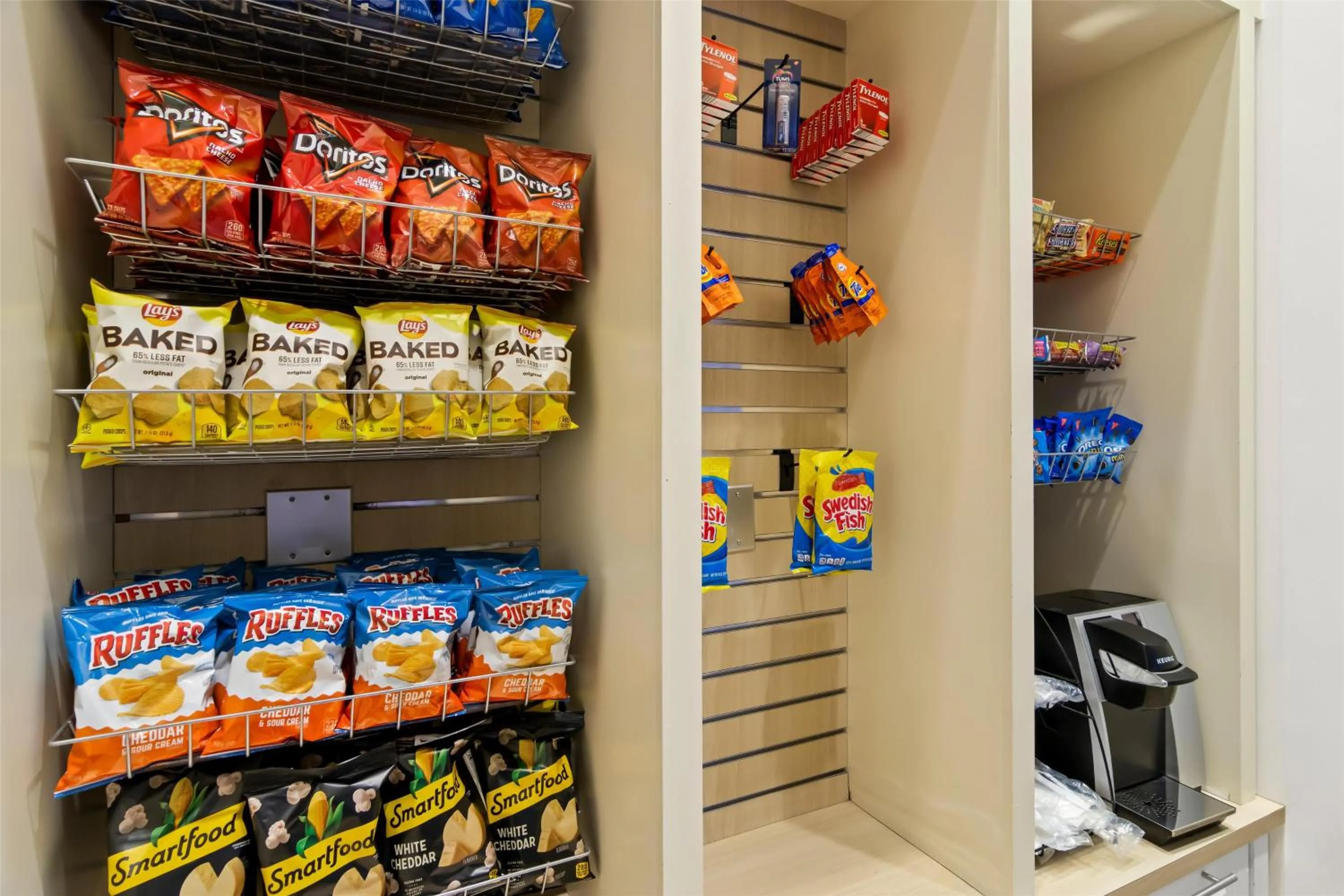 Restaurant/places to eat in Hilton Garden Inn Chicago Downtown Riverwalk