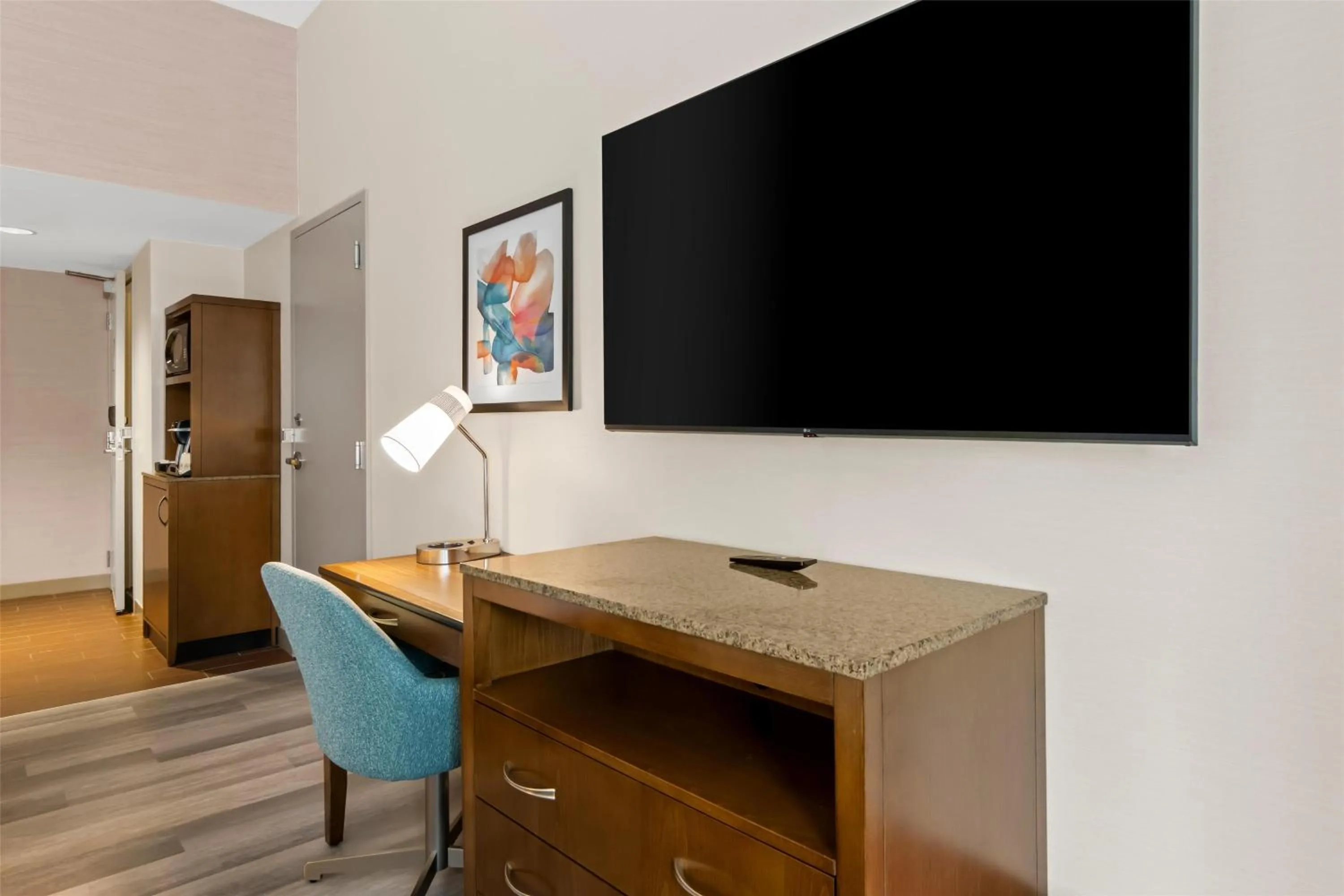 Bedroom in Hilton Garden Inn Chicago Downtown Riverwalk