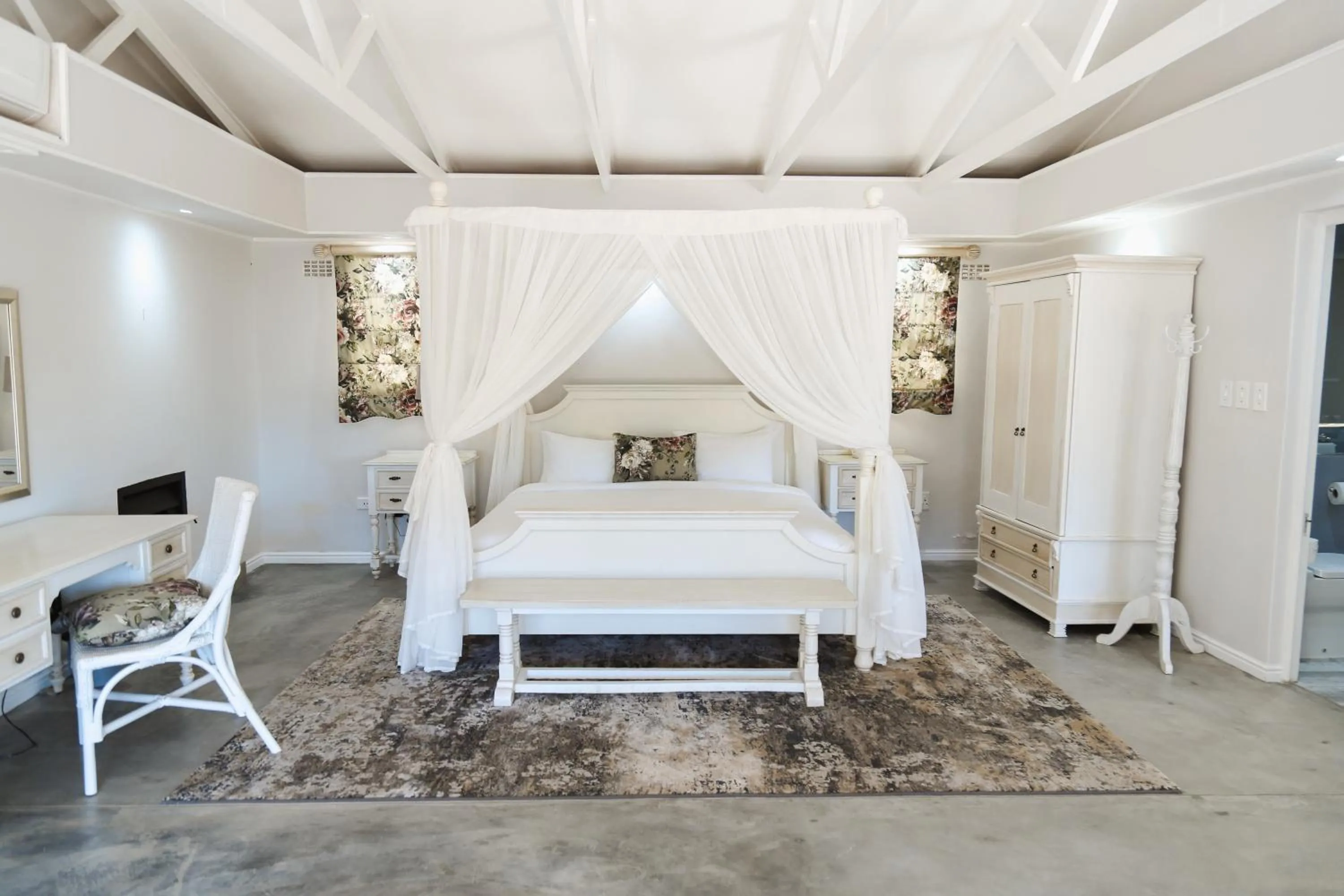 Photo of the whole room, Bed in Le Pommier Wine Estate