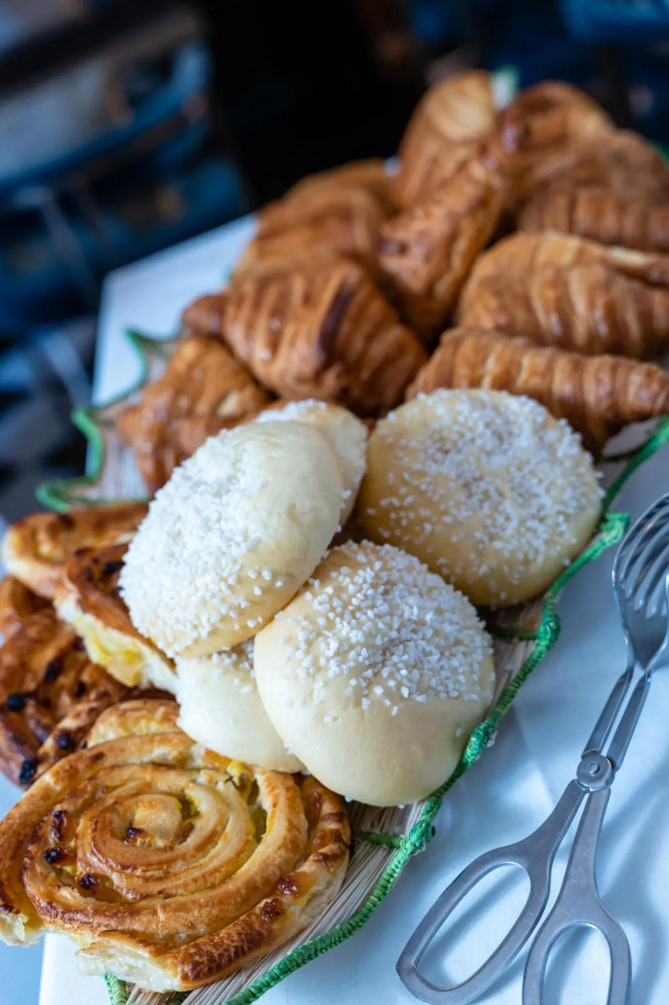 Breakfast in Hôtel Le Y